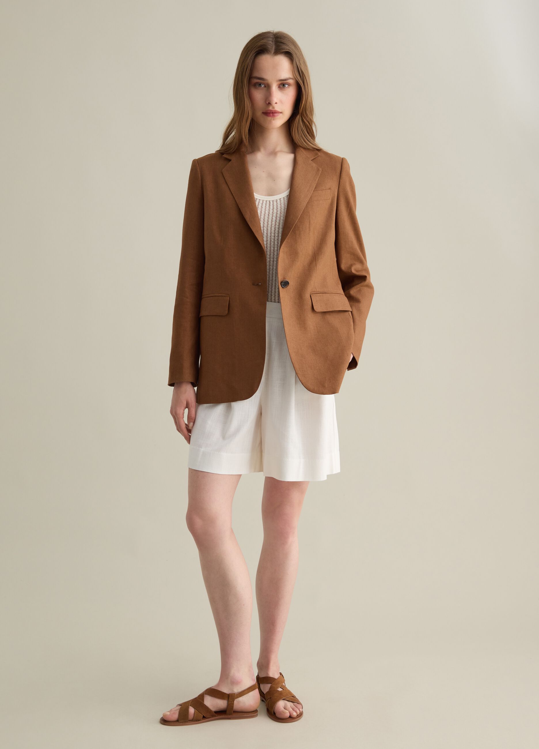 Brown mixed fabric blazer