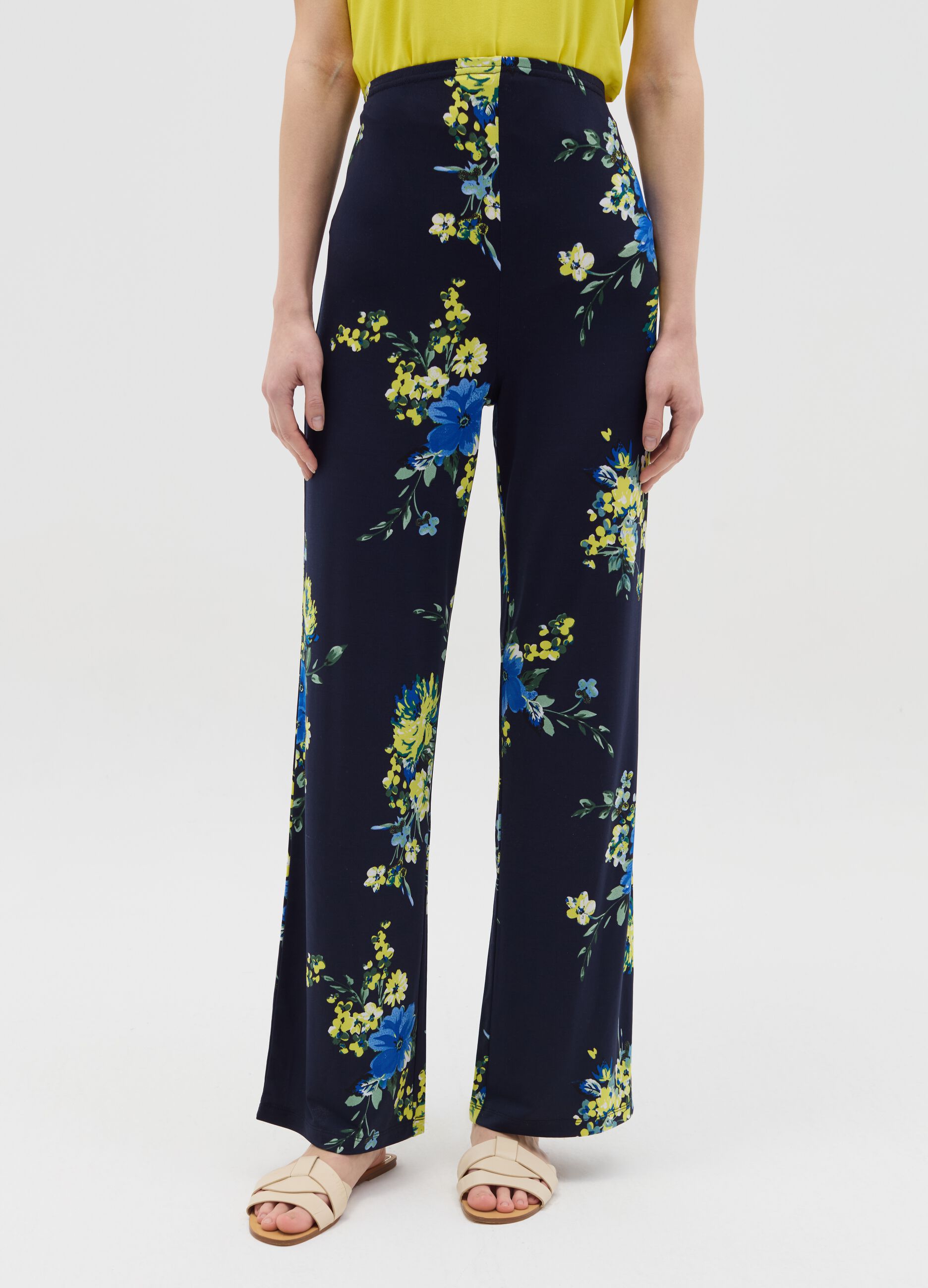 Maternity trousers with floral print