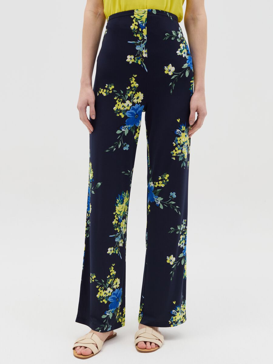 Maternity trousers with floral print_1