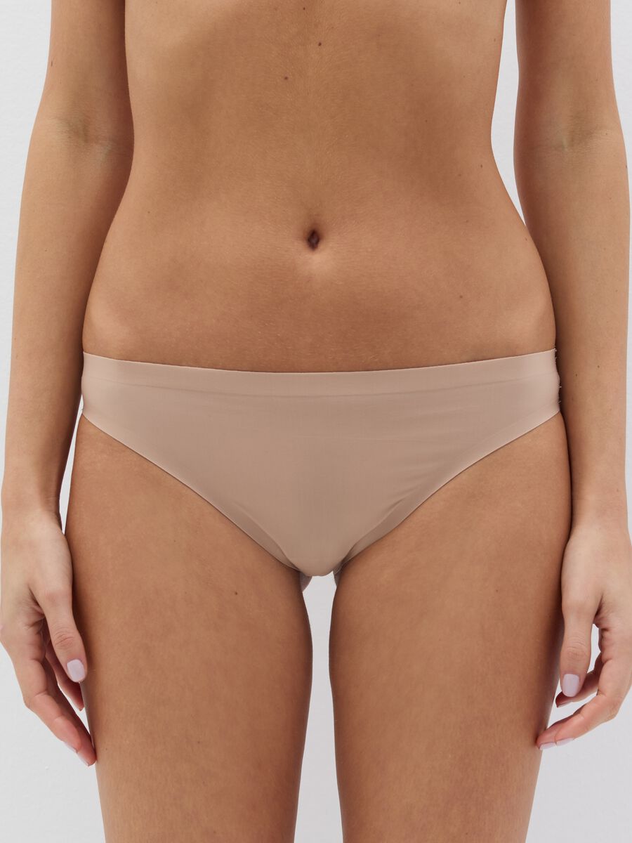 Two-pack Brazilian-cut briefs in seamless microfibre_1