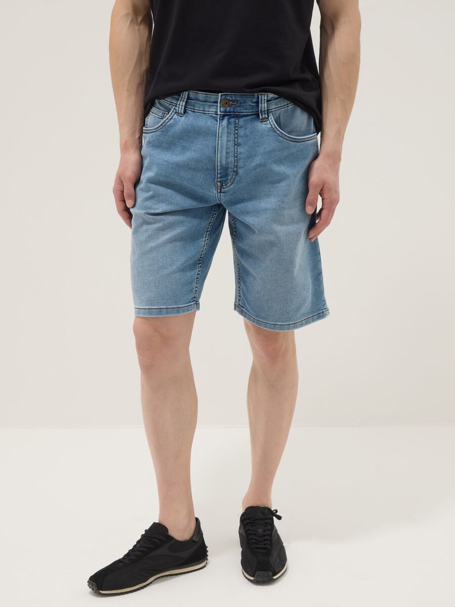 Shorts denim blu in misto cotone elasticizzato regular fit_1