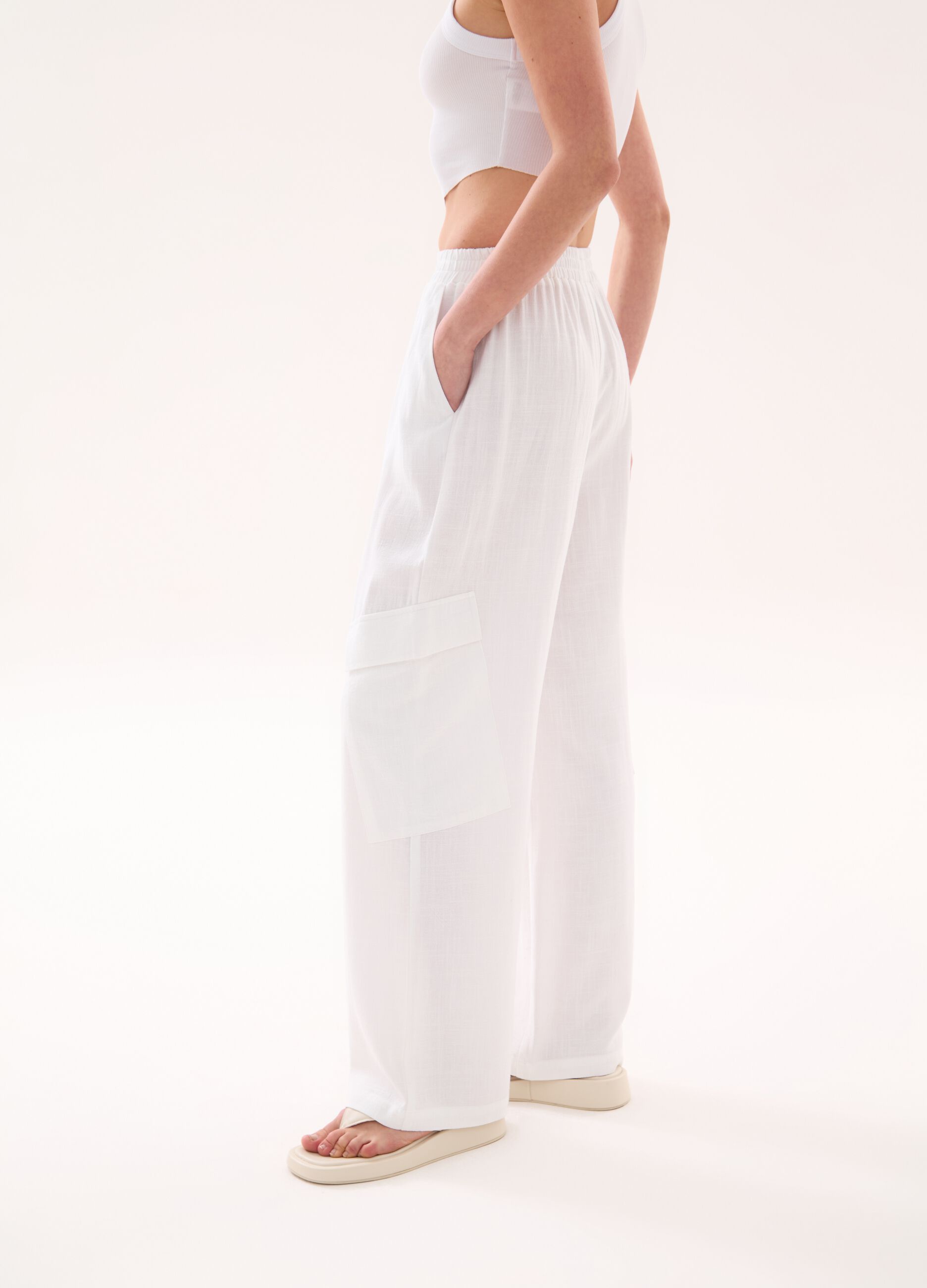 Wide-Leg Linen Cargo Trousers White