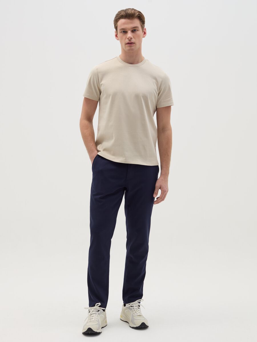 Jogger trousers with drawstring inside_0