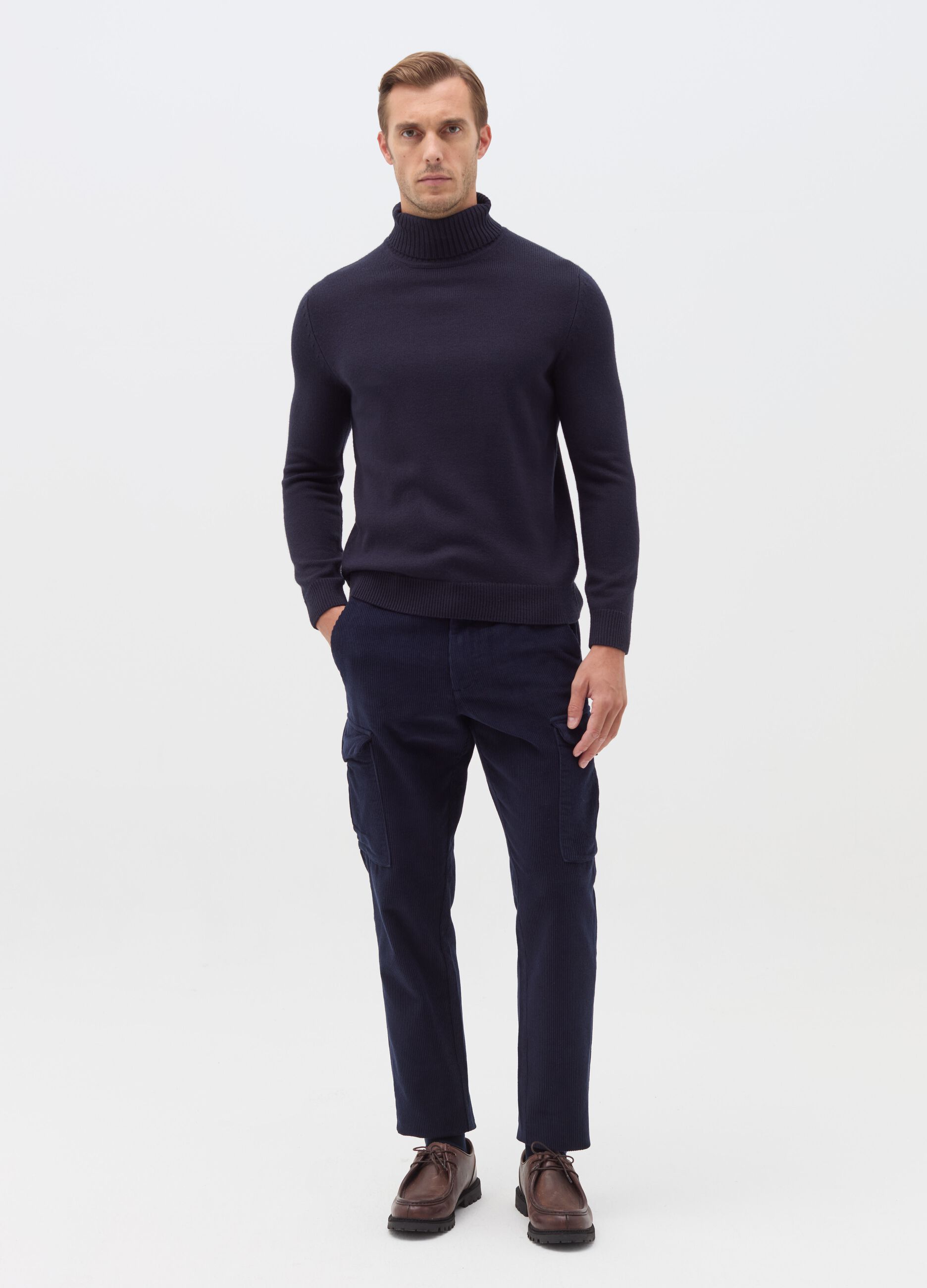 Cargo trousers in corduroy