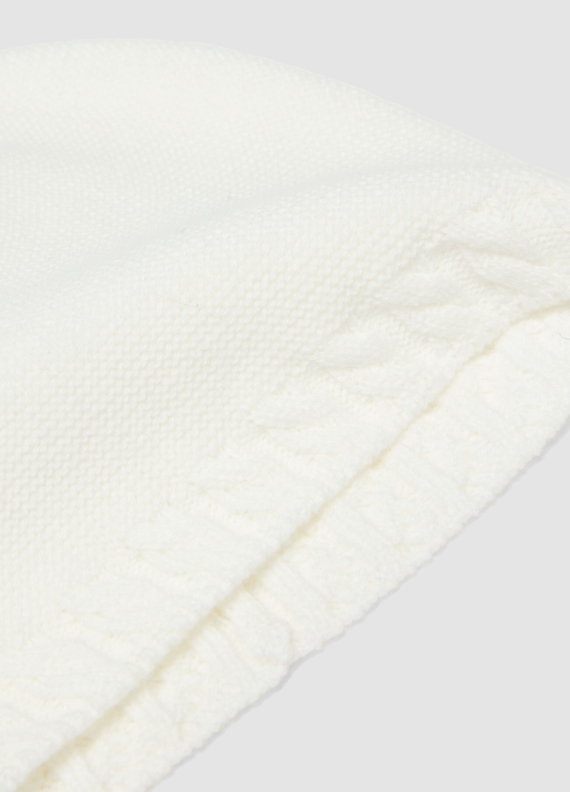White organic cotton knitted baby hat