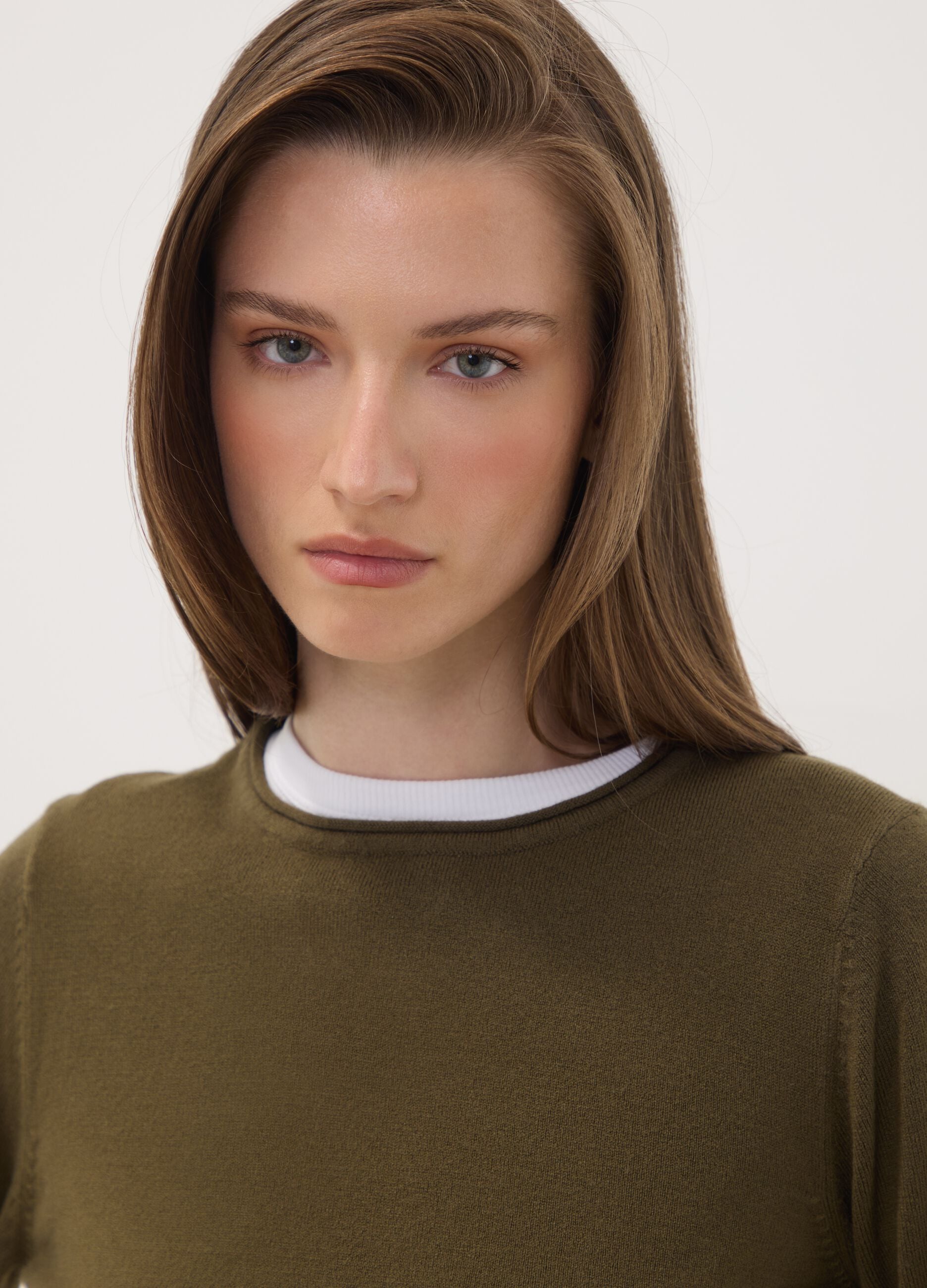 Green fitted long-sleeve crew-neck top