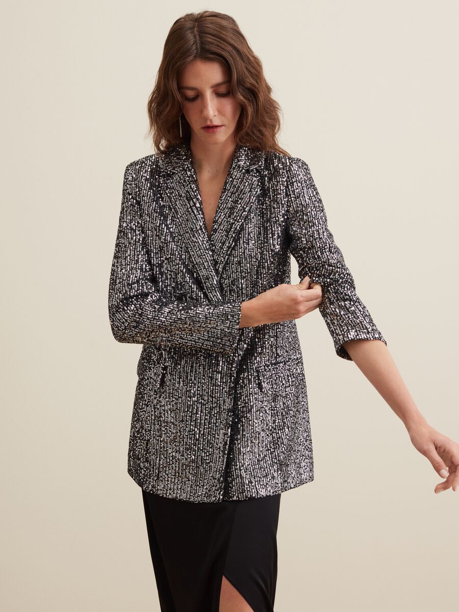Blazer doppiopetto con paillettes_3