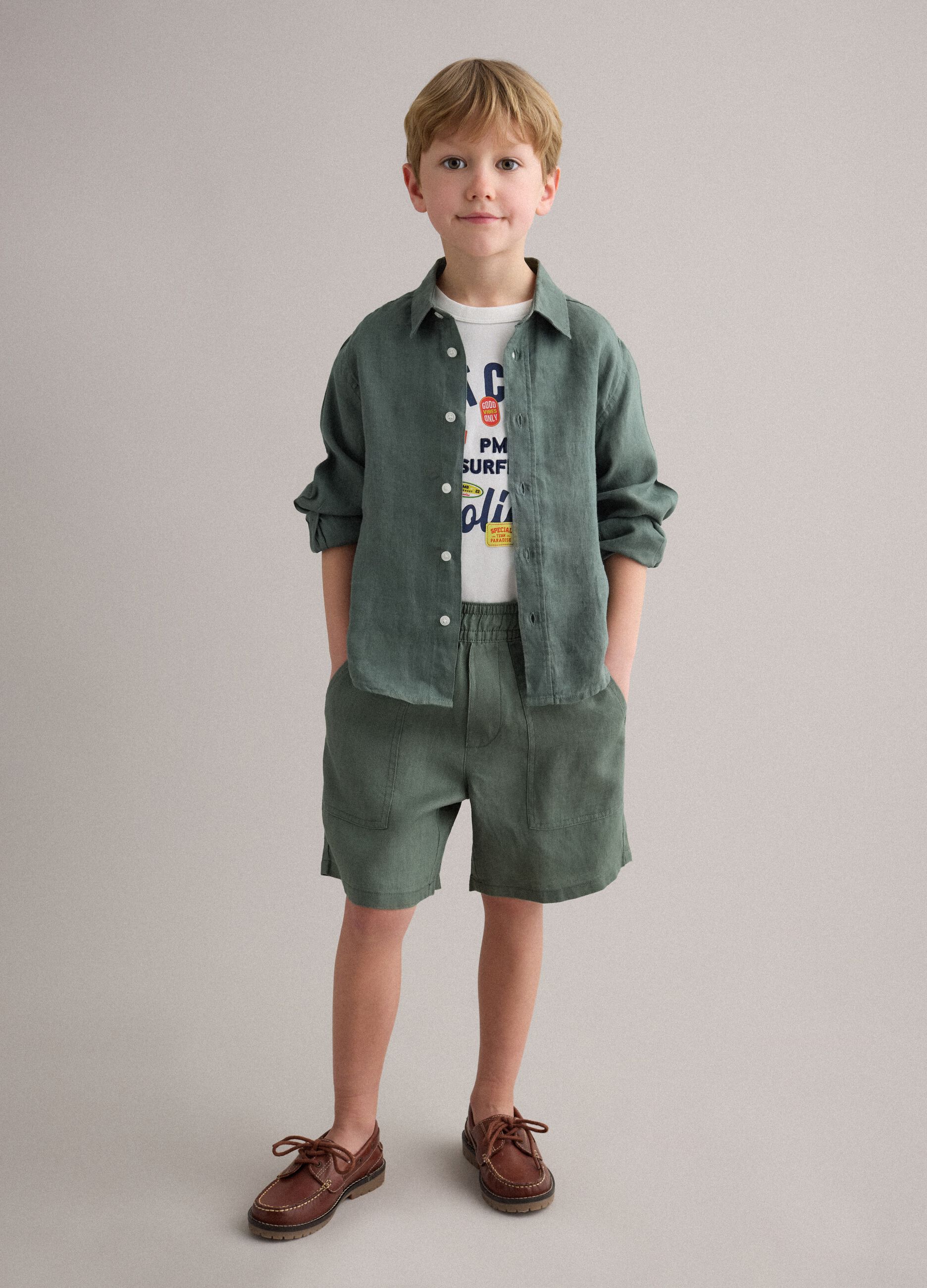 Green pure linen baggy fit cargo shorts for boys