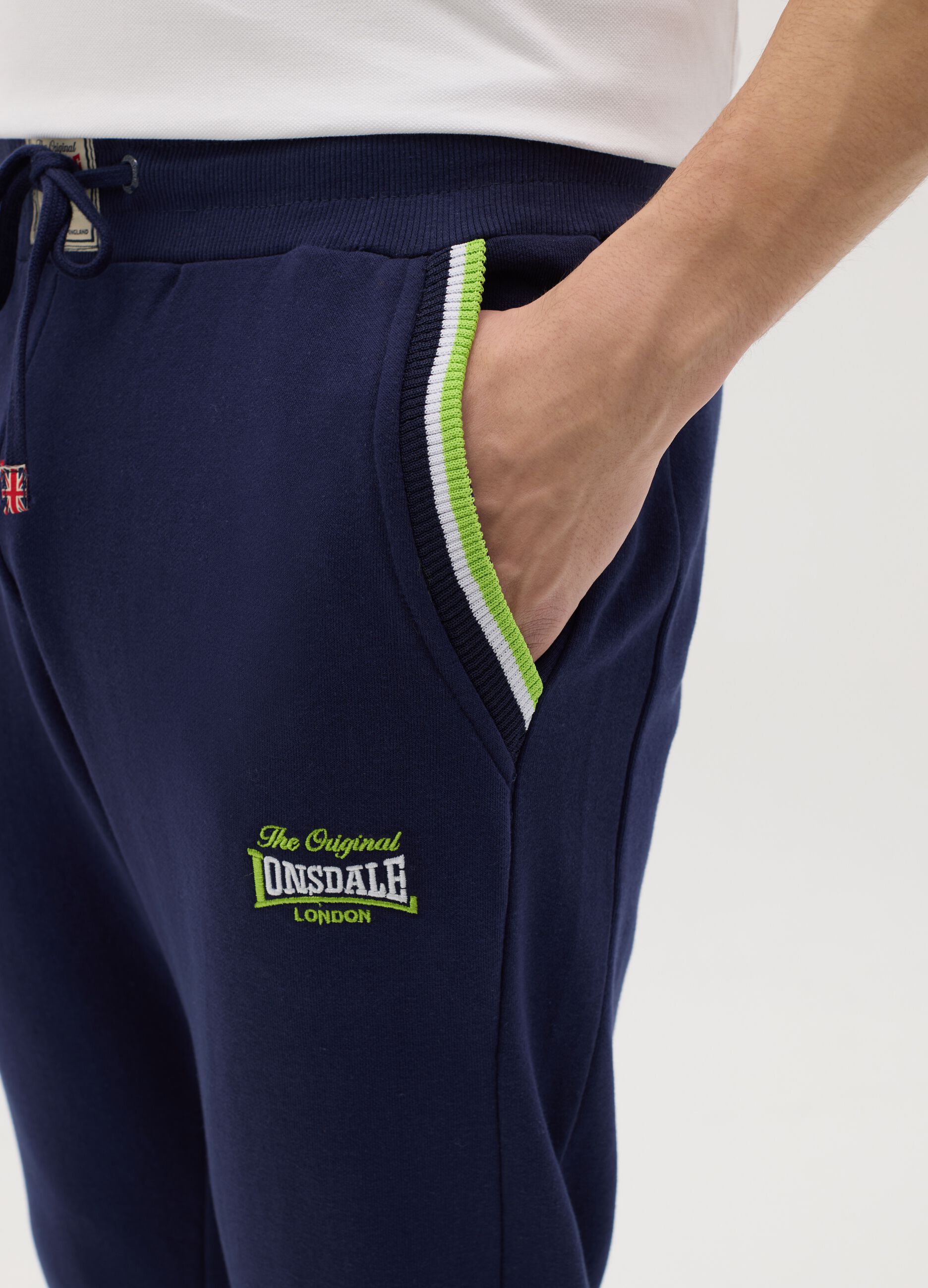 Slim-fit joggers with drawstring and logo embroidery
