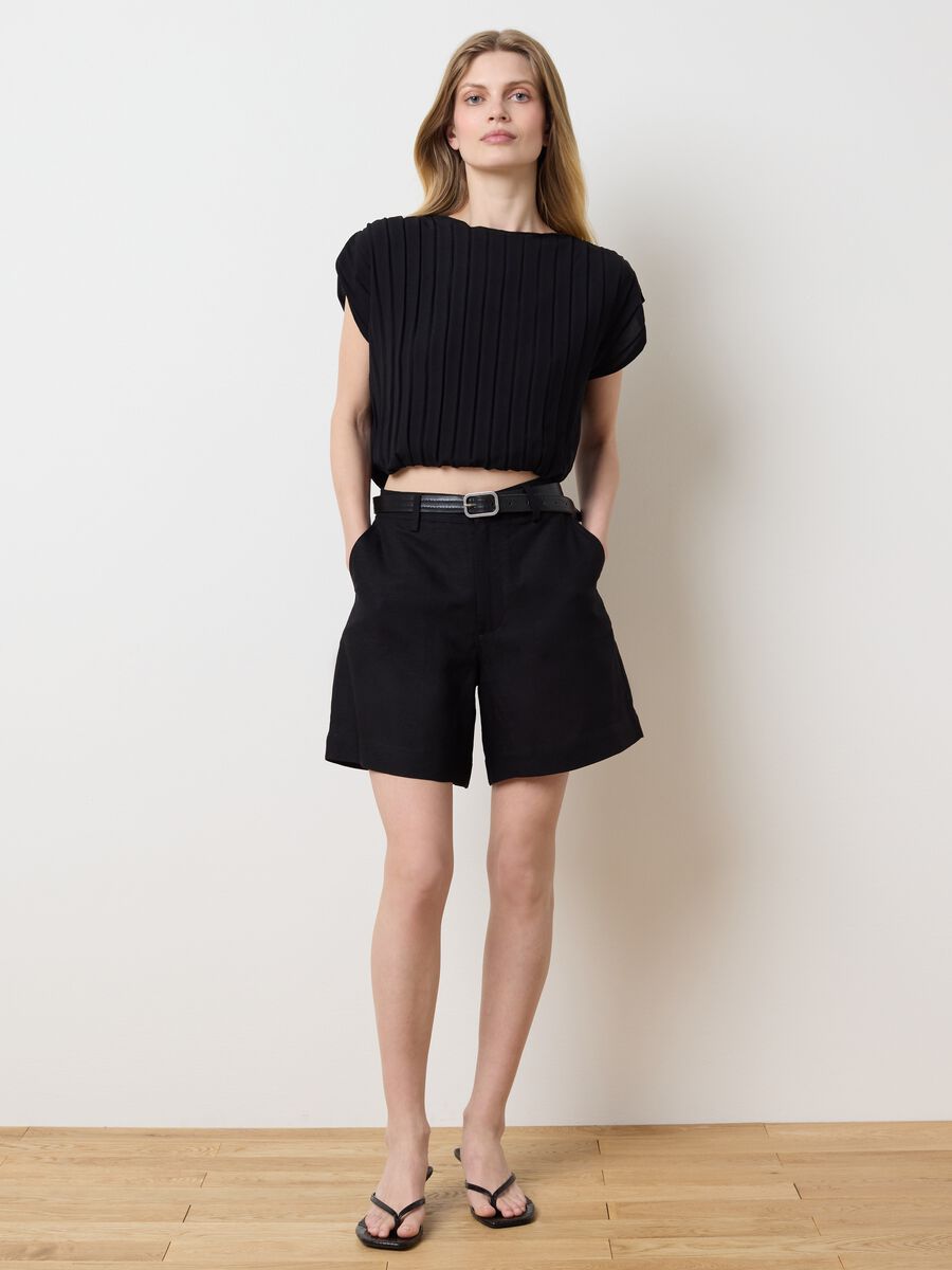Black sleeveless T-shirt with flat ribbing_2
