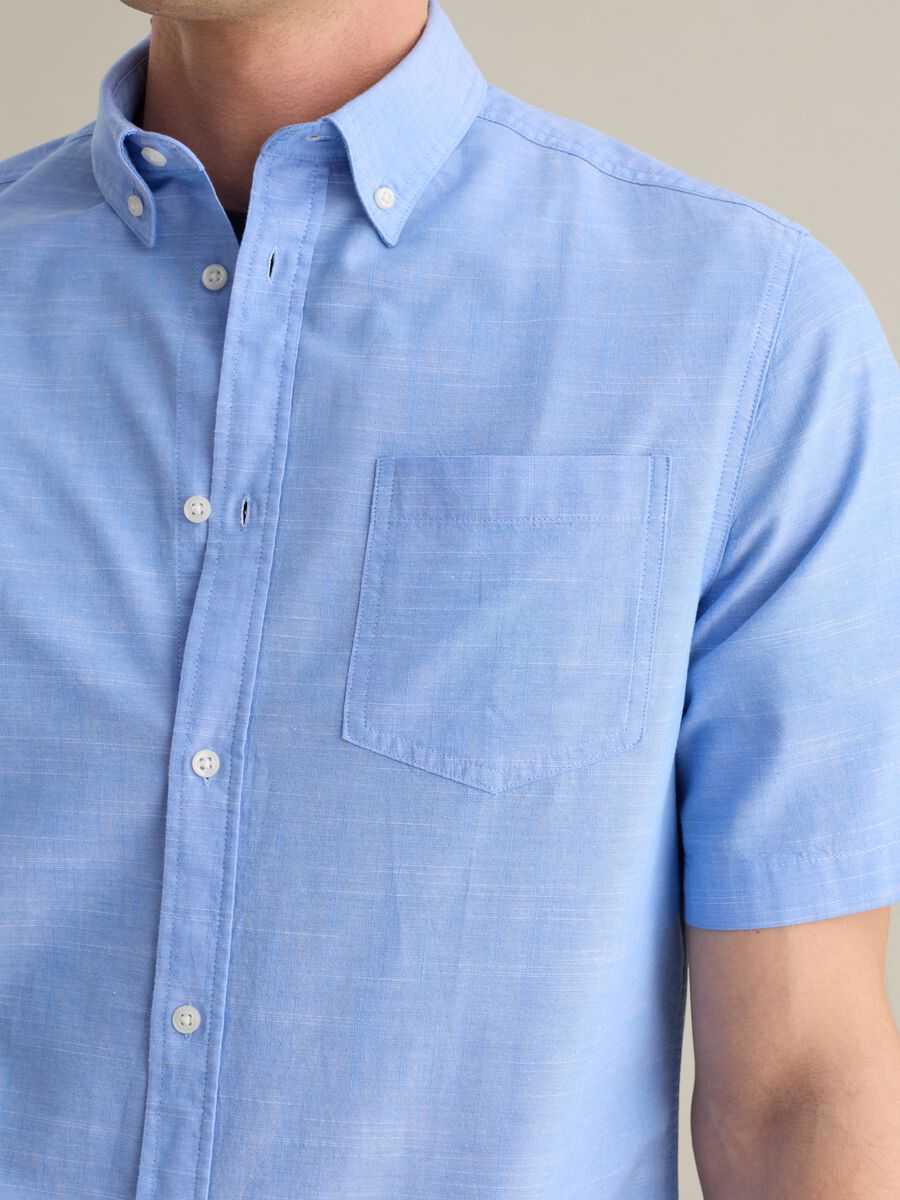 Men's blue pure cotton regular fit shirt with patch pocket_2