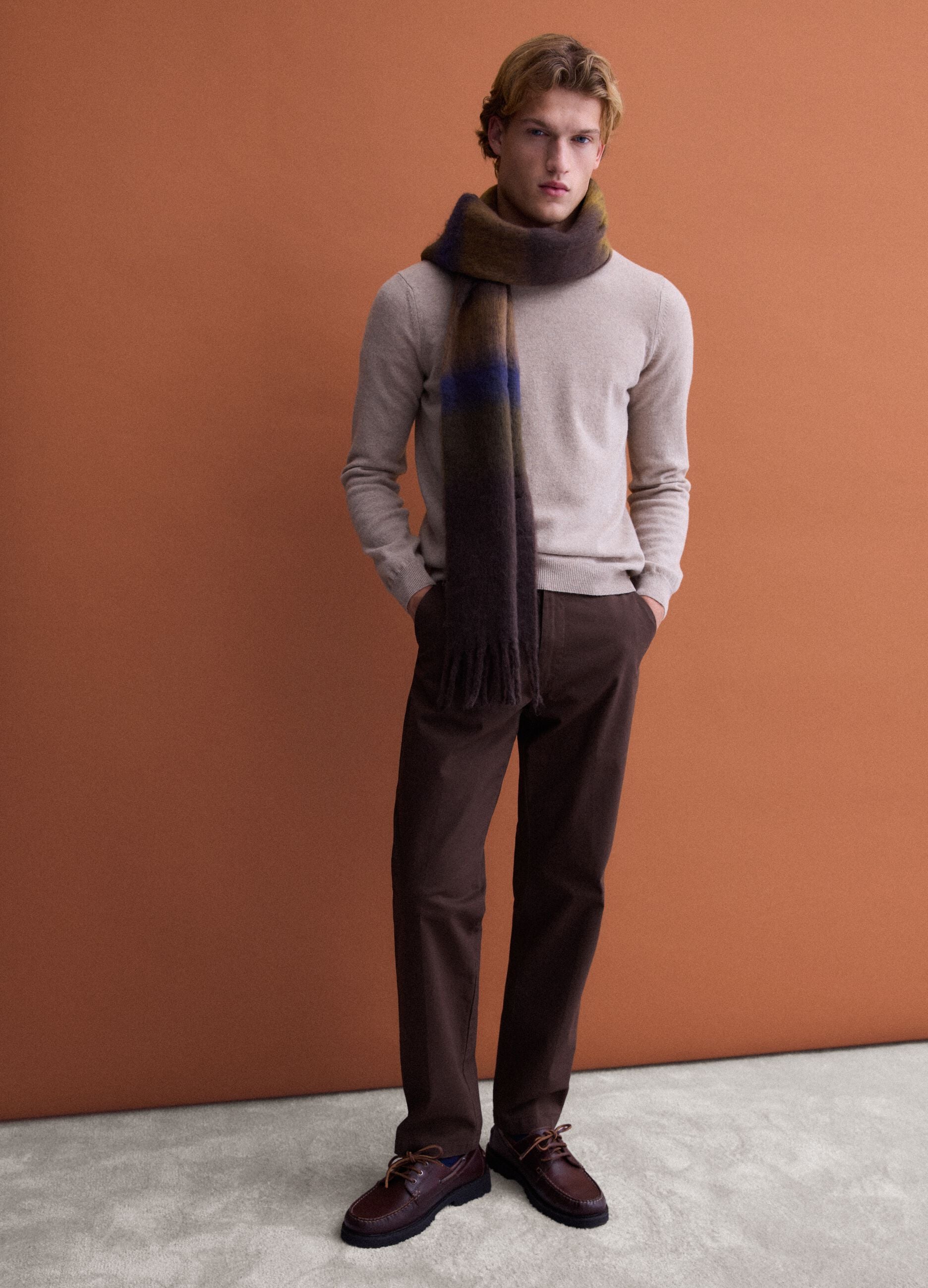 Beige pure wool crew-neck jumper, regular fit