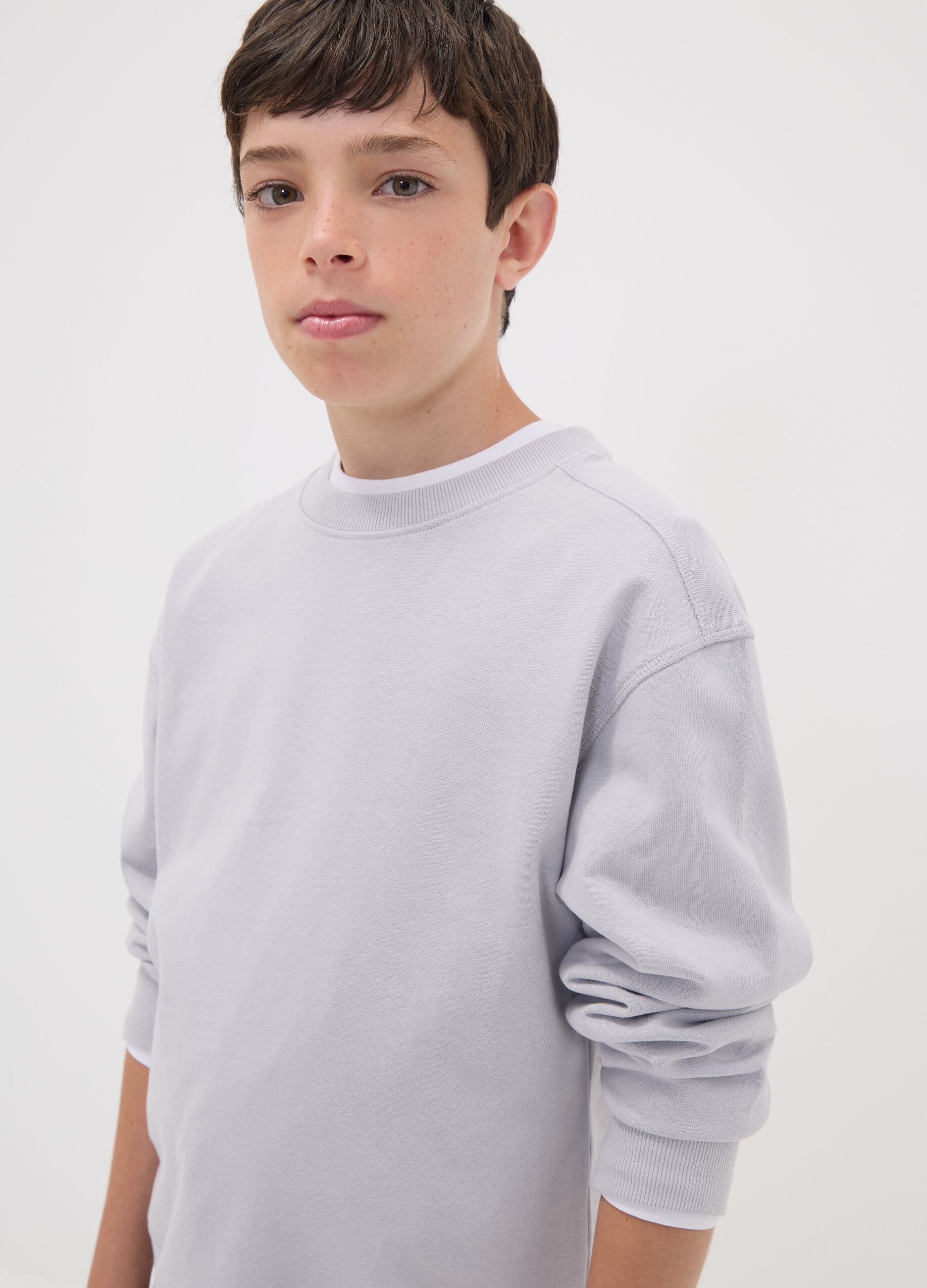 Grey pure cotton crew-neck sweatshirt for boys, relaxed fit