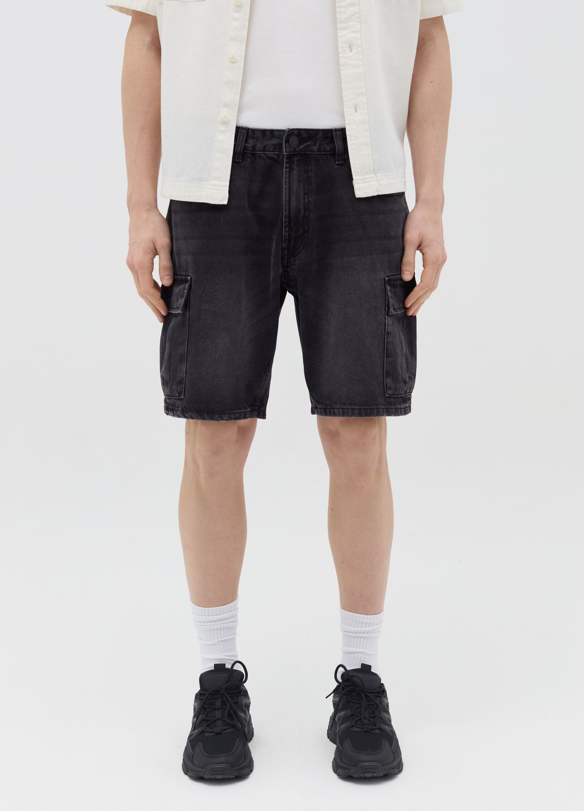 Cargo Bermuda shorts in denim