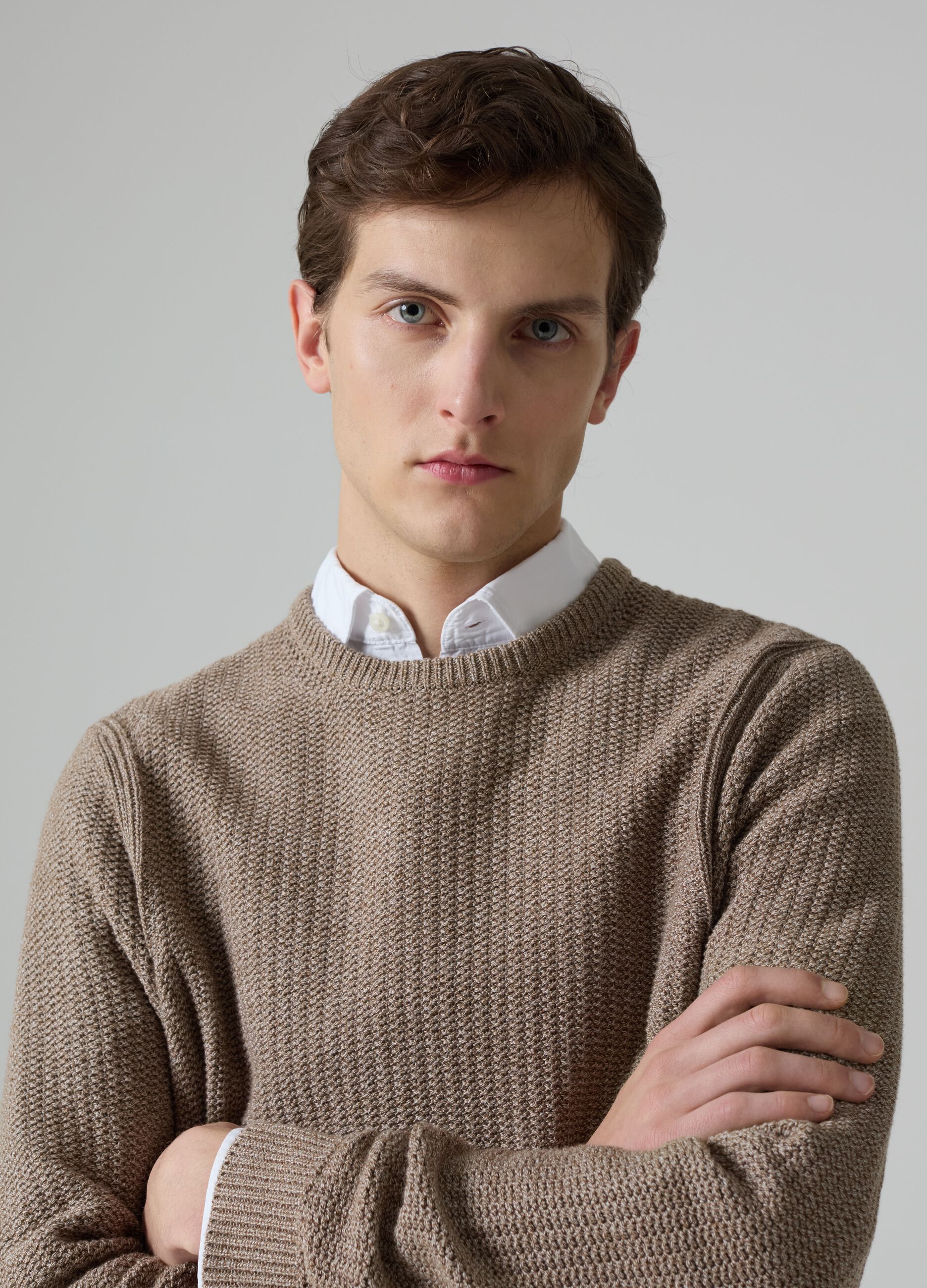 Pullover con lavorazione a coste inglesi