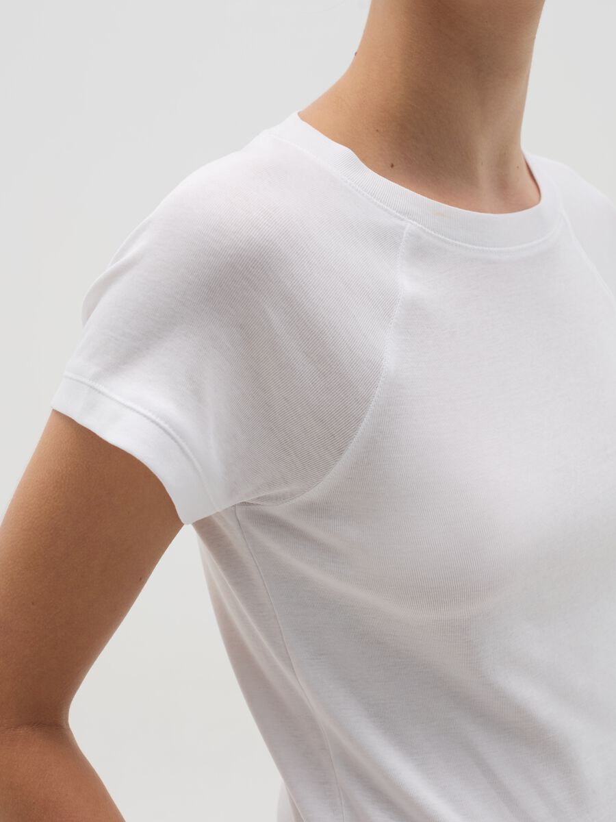 T-shirt with raglan sleeves_2