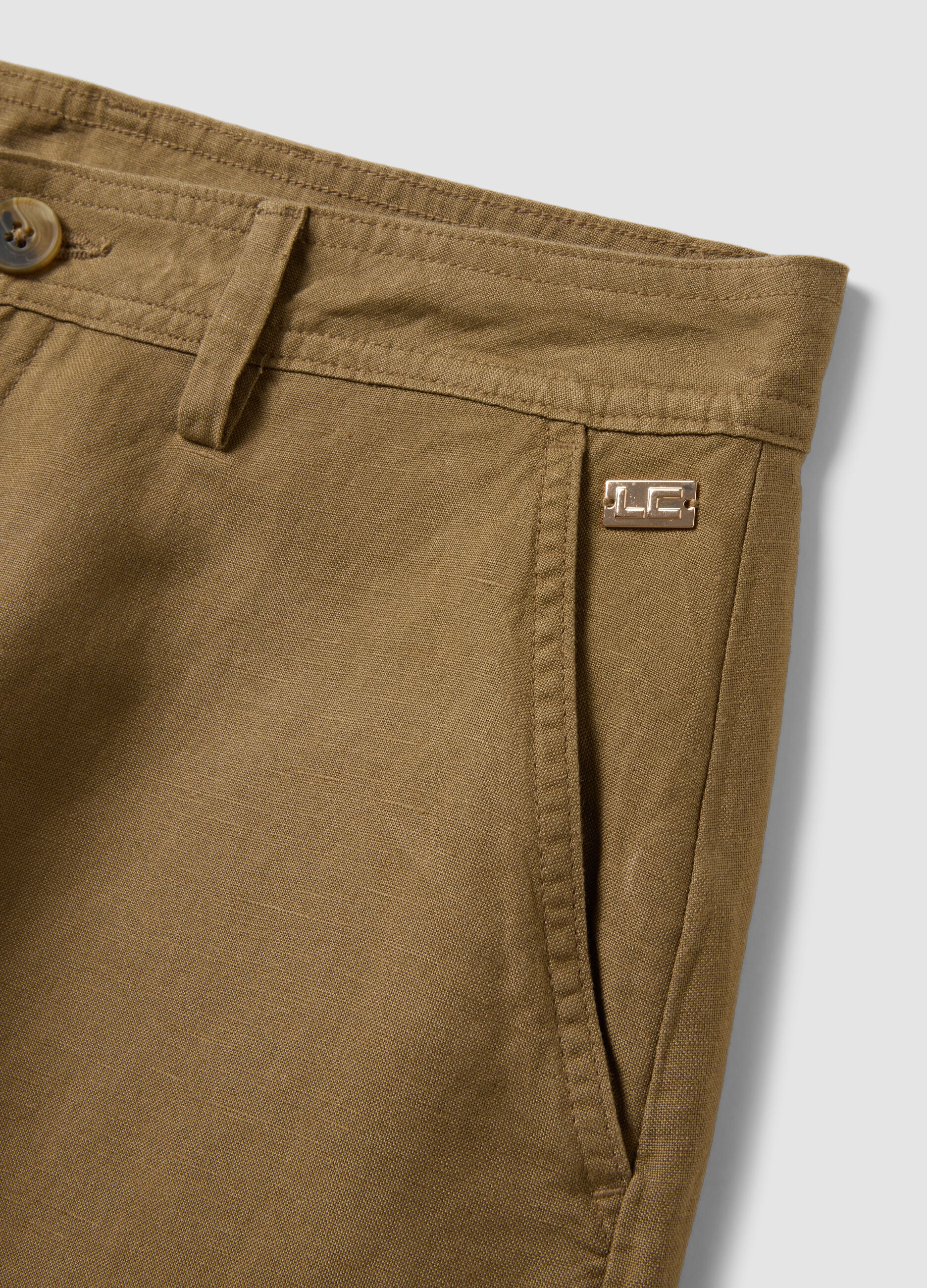 Beige linen and viscose blend shorts