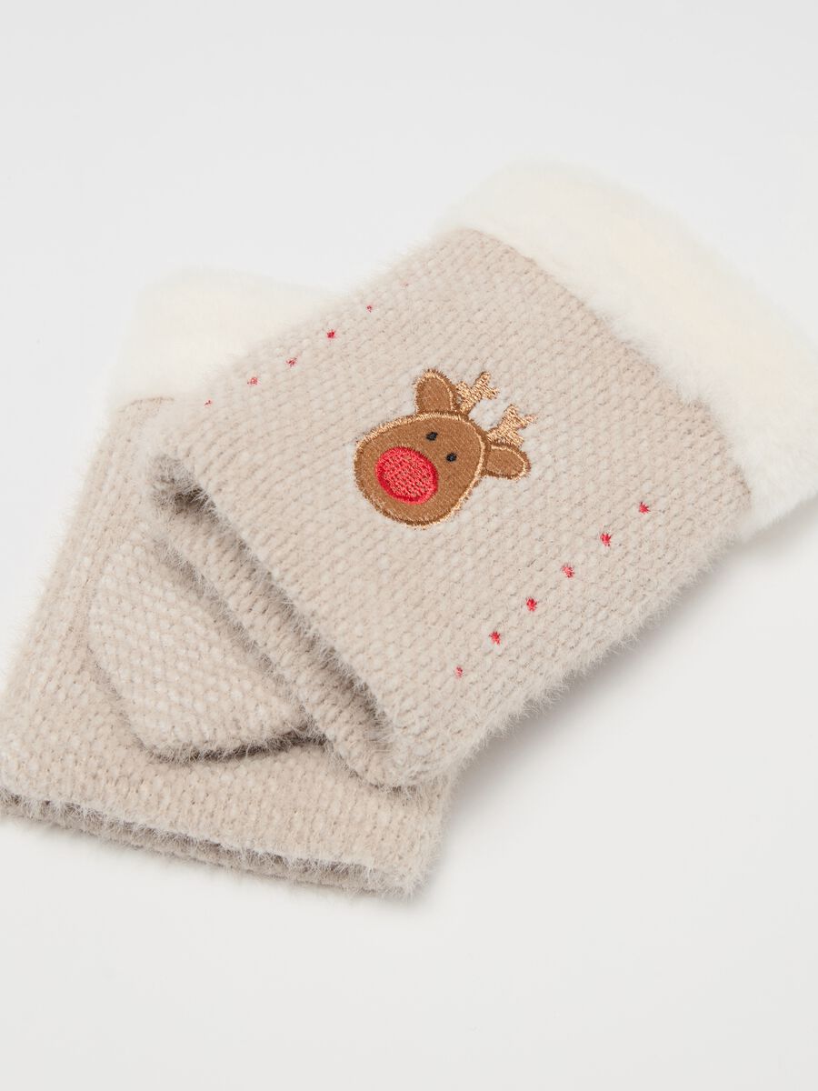 Half-finger gloves with faux fur cuffs_2