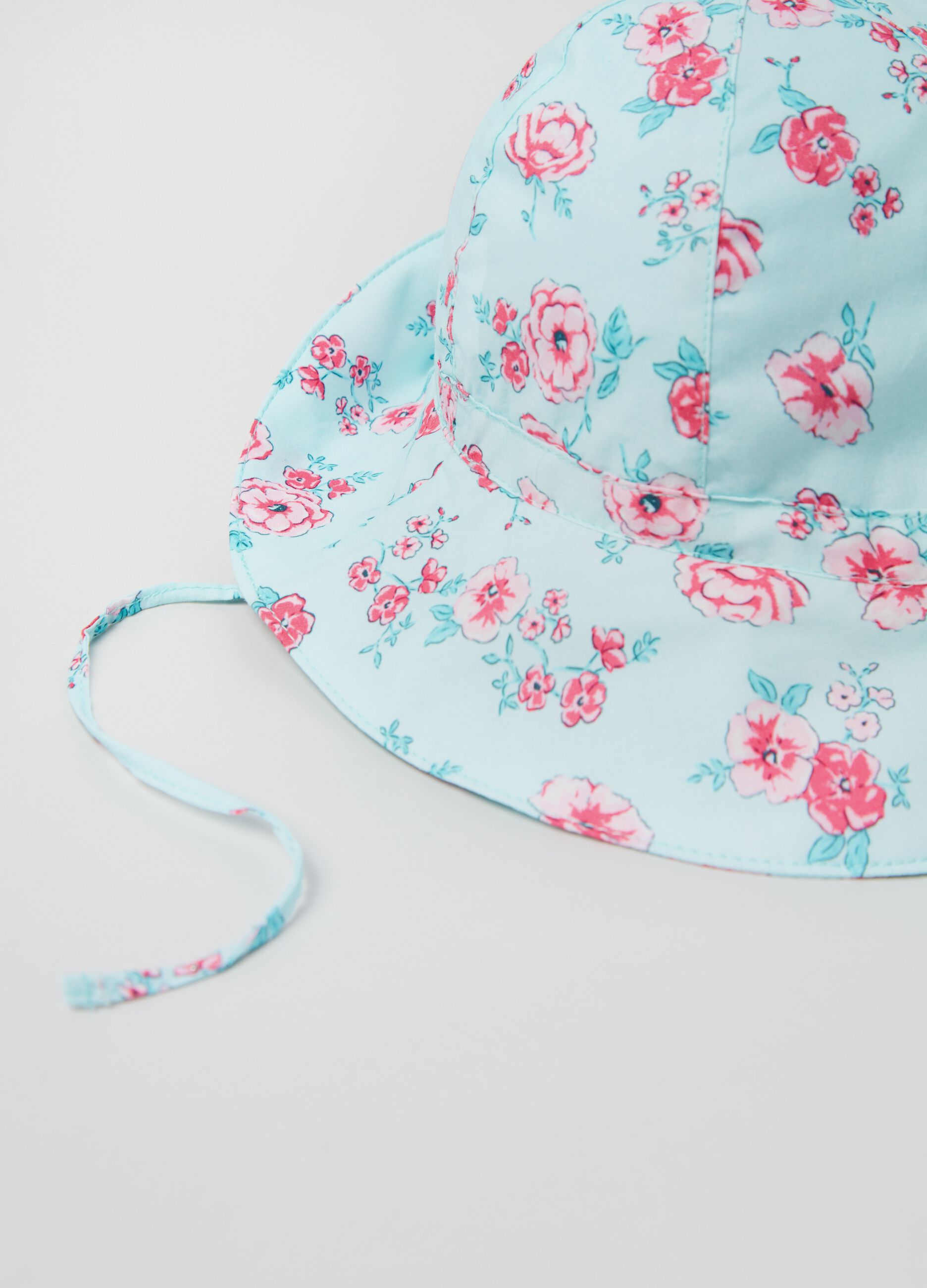 Cappello a cloche con stampa floreale_2