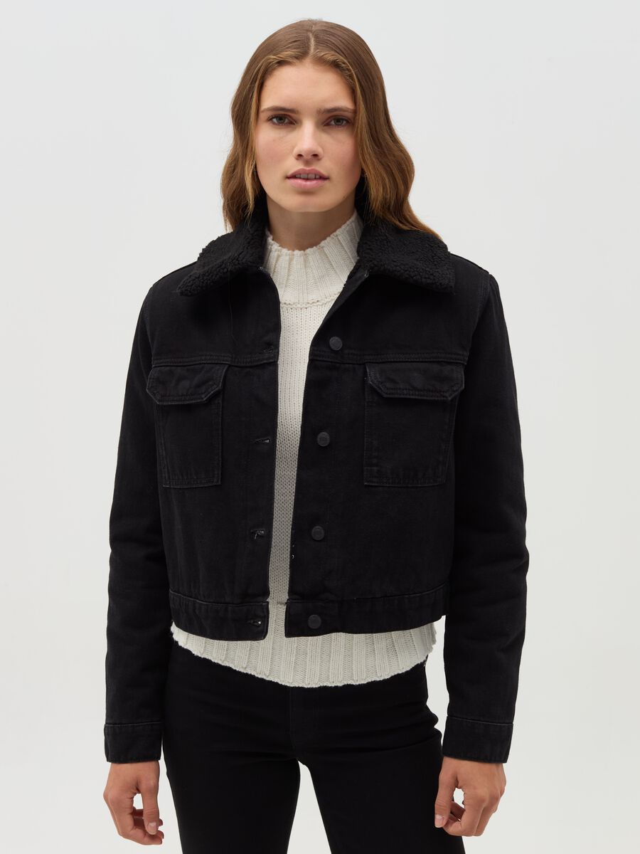 Short jacket in denim with sherpa collar_0