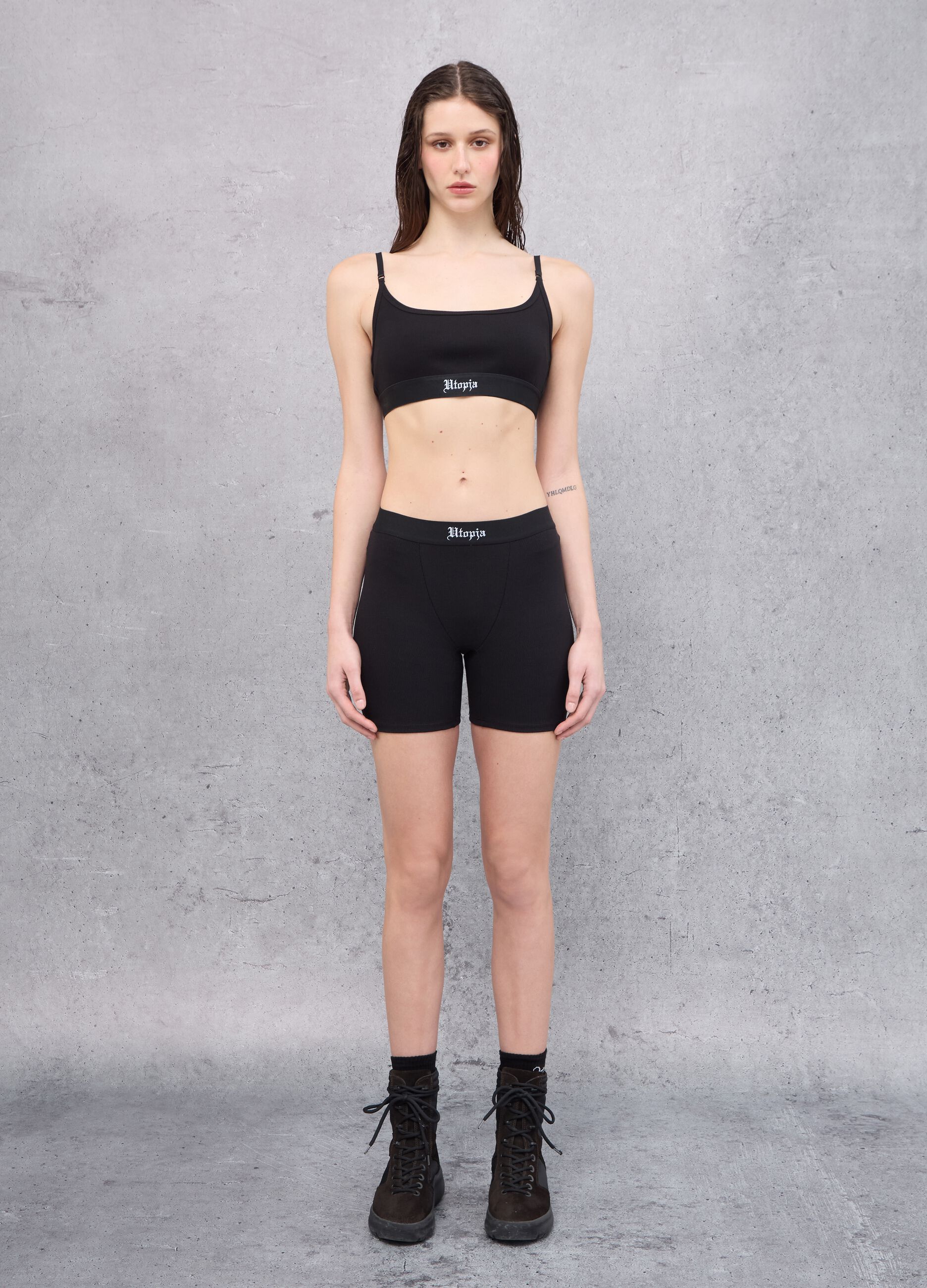 Scoop Bralette Black