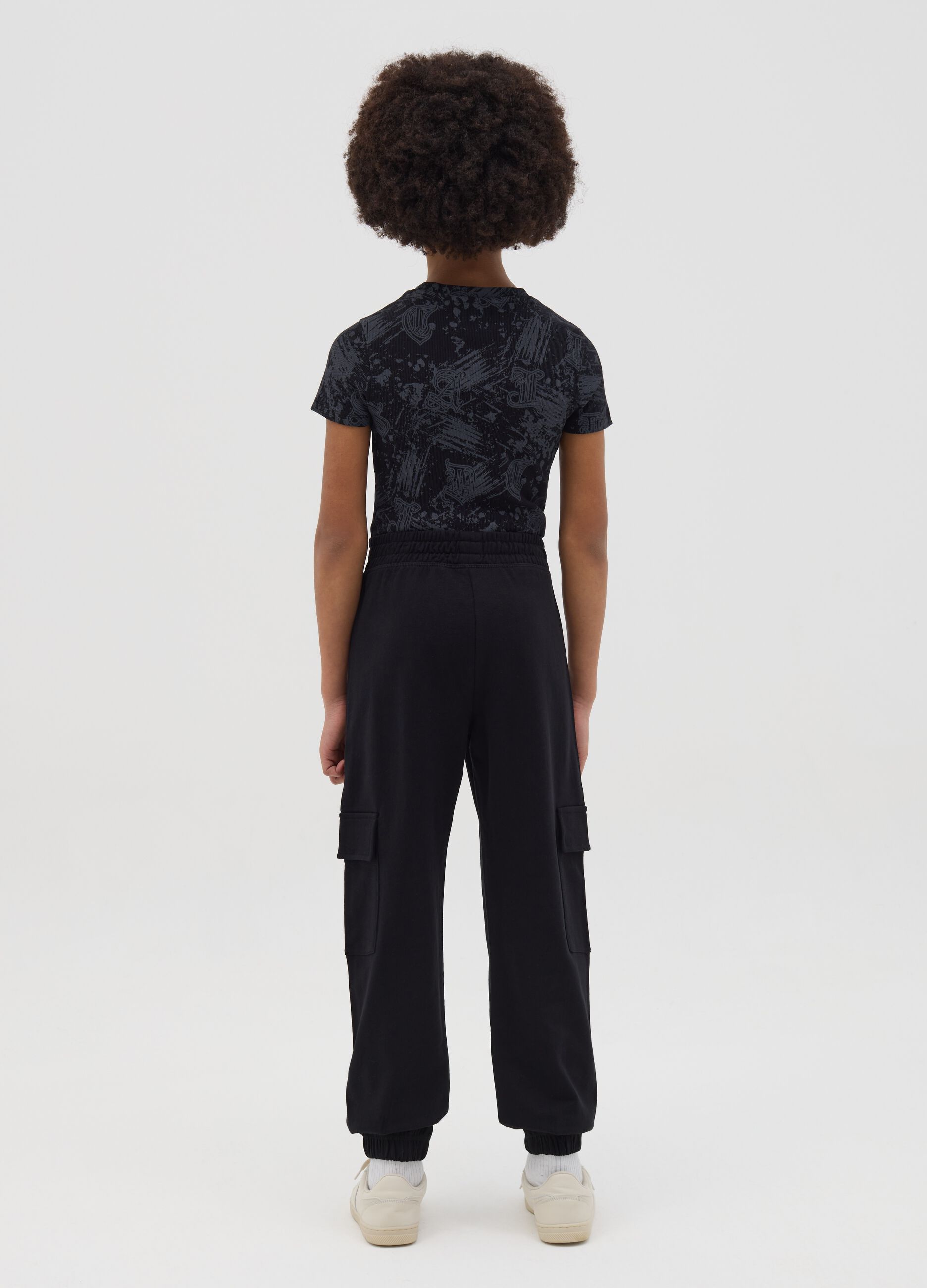 Joggers cargo con profili elasticati