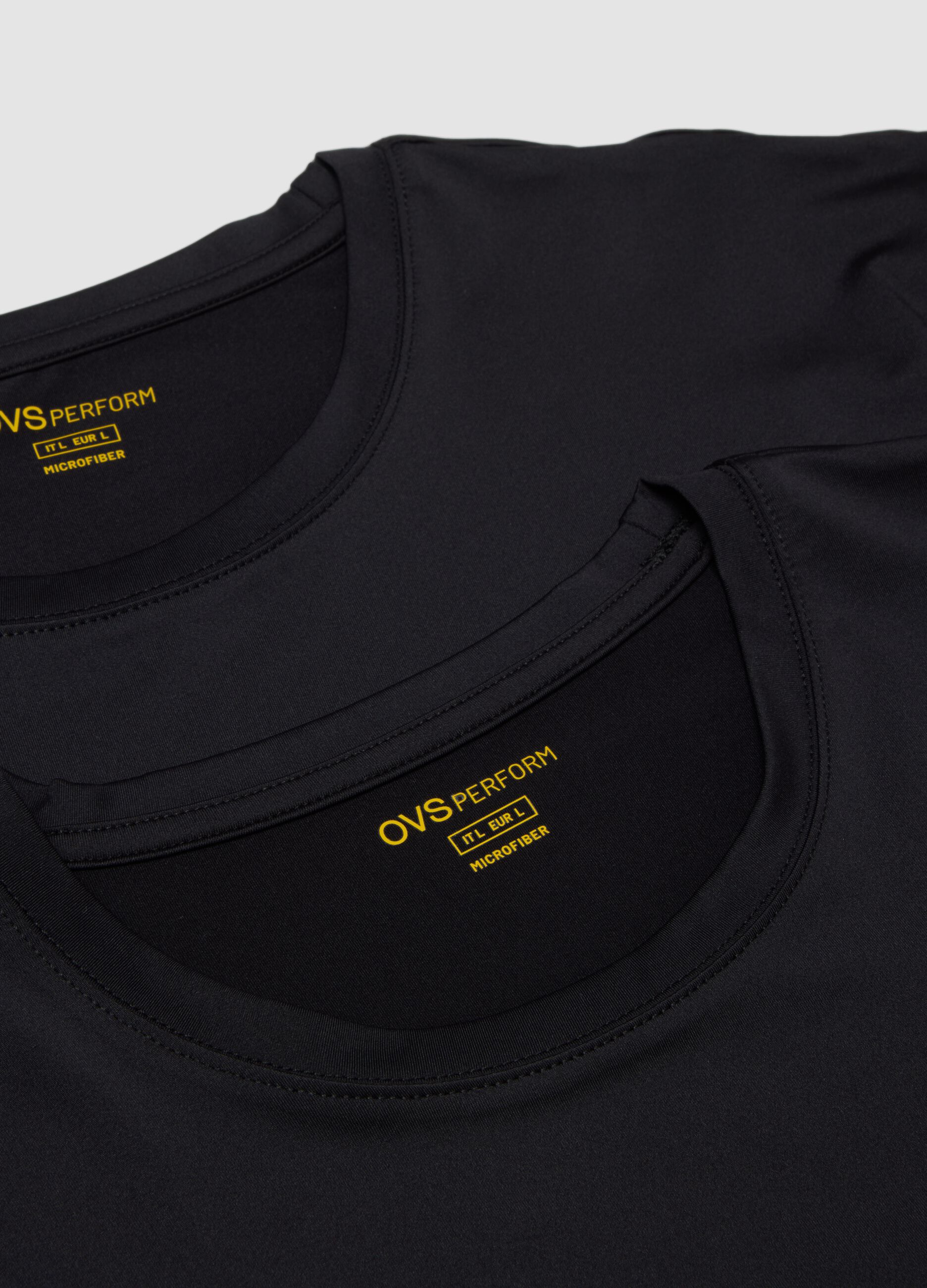 2-pack of blue stretch T-shirts