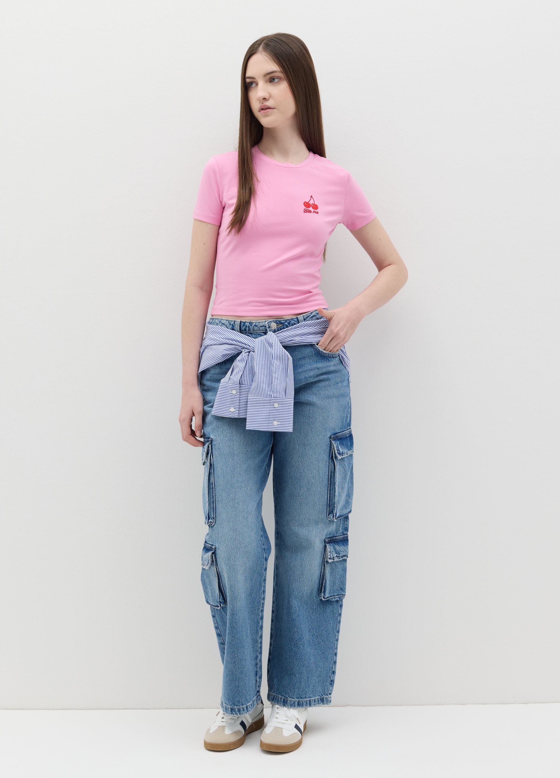Stretch cotton T-shirt with embroidery