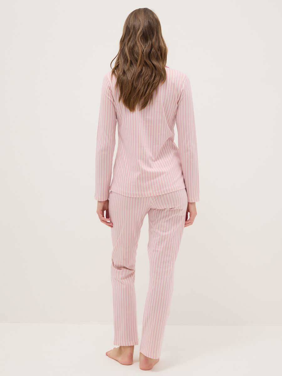 Multicolour striped pyjamas in pure cotton regular fit with V-neck_2
