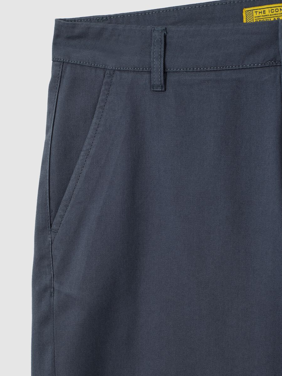 Men's blue pure cotton shorts in regular fit_1
