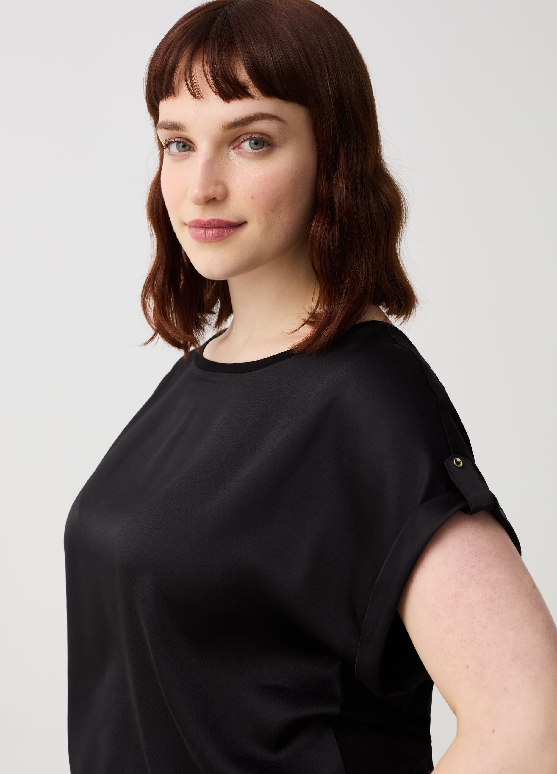 Curvy T-shirt in viscose with satin front
