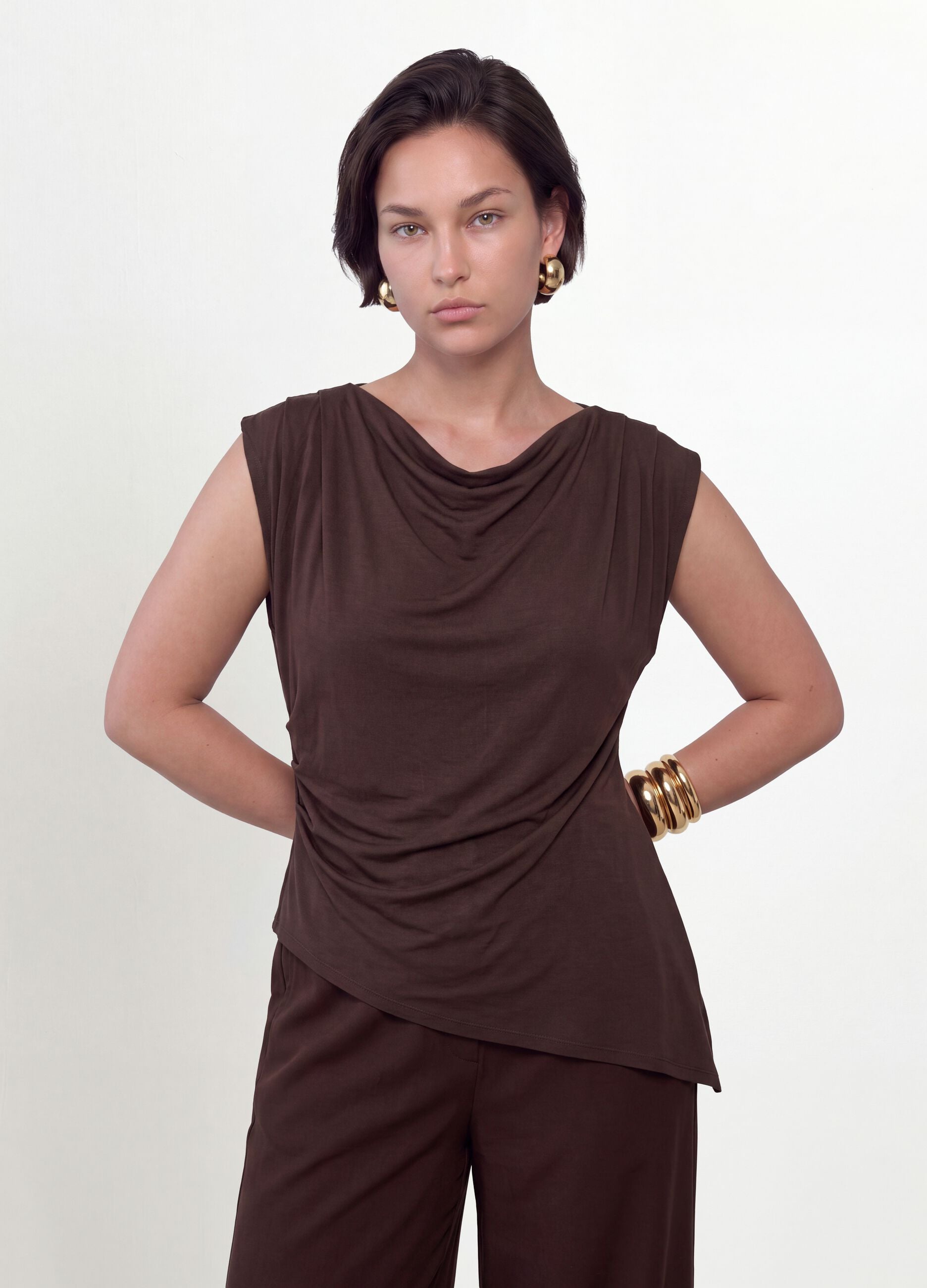 Brown stretch viscose T-shirt with draped neckline
