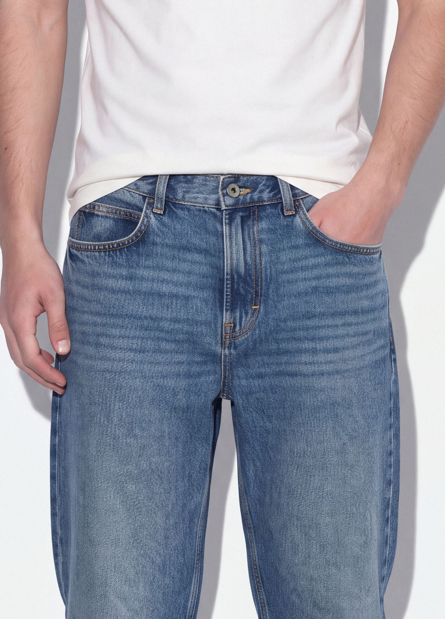 Jeans denim blu in puro cotone loose fit