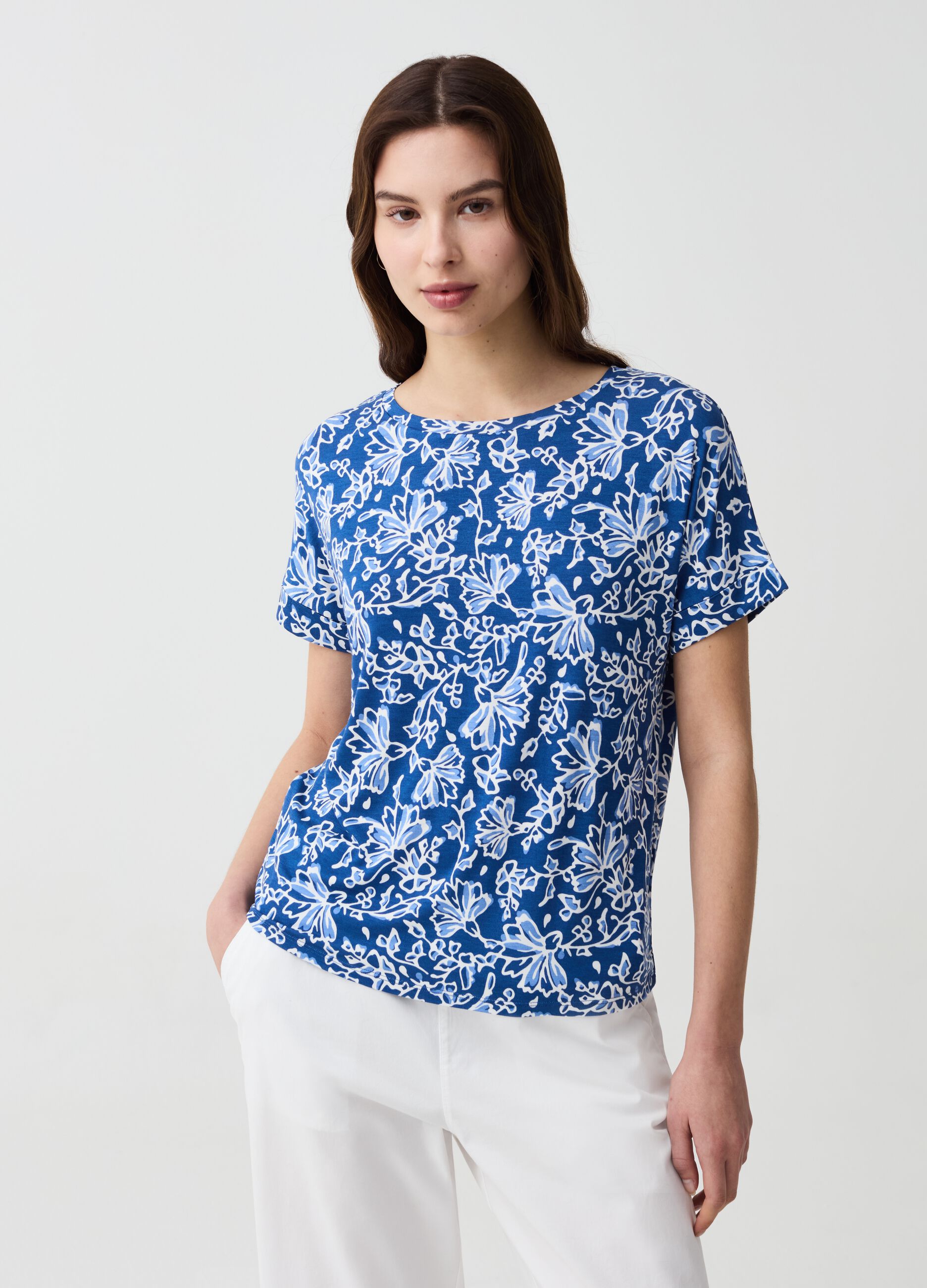 Floral T-shirt with kimono sleeves