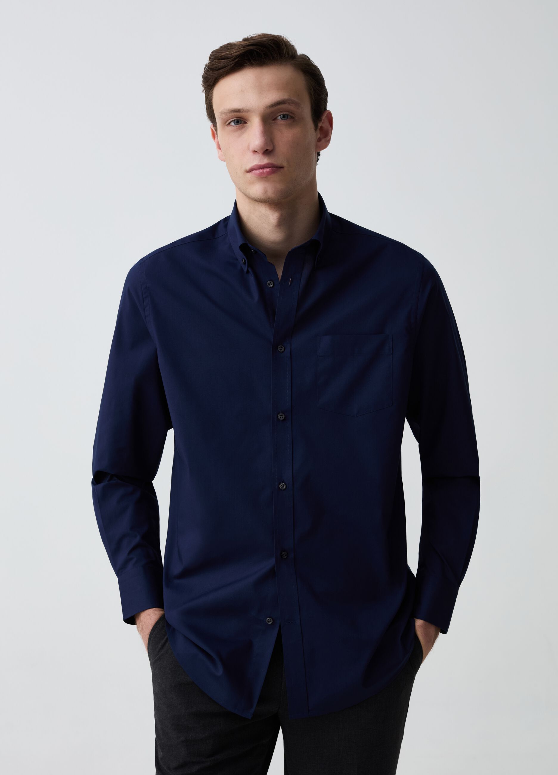 Regular-fit button-down shirt with pocket