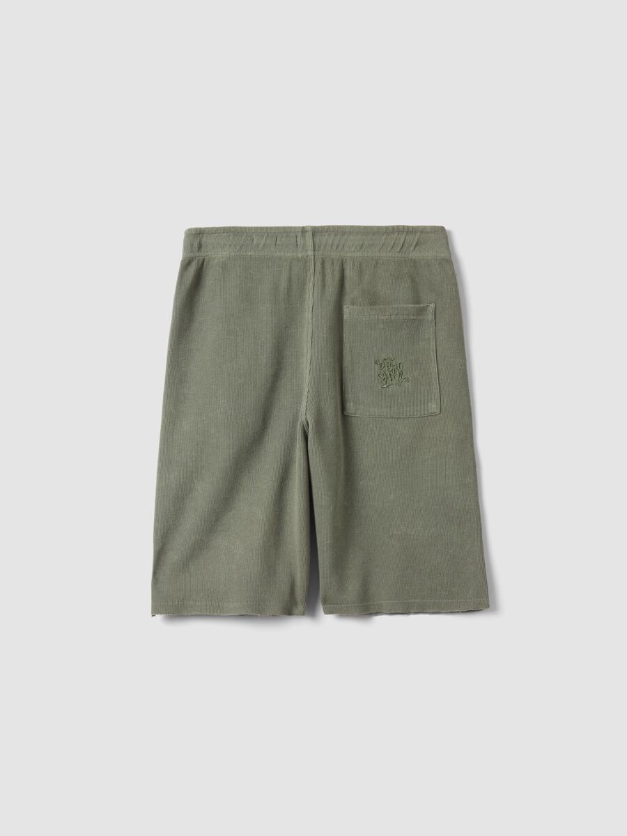 Boys&rsquo; green cotton-blend shorts, oversized fit_1