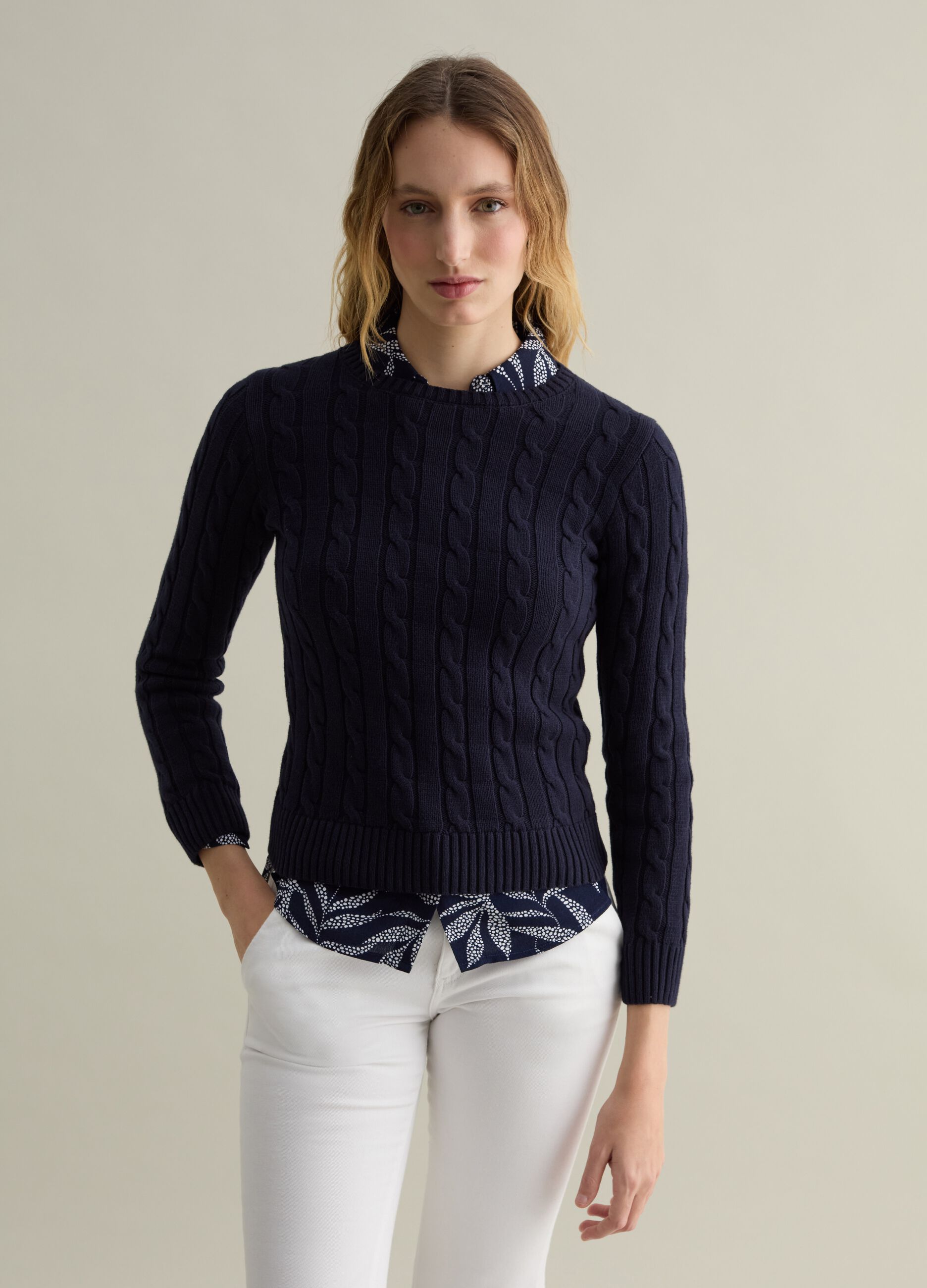 Ribbed pullover with cable-knit design