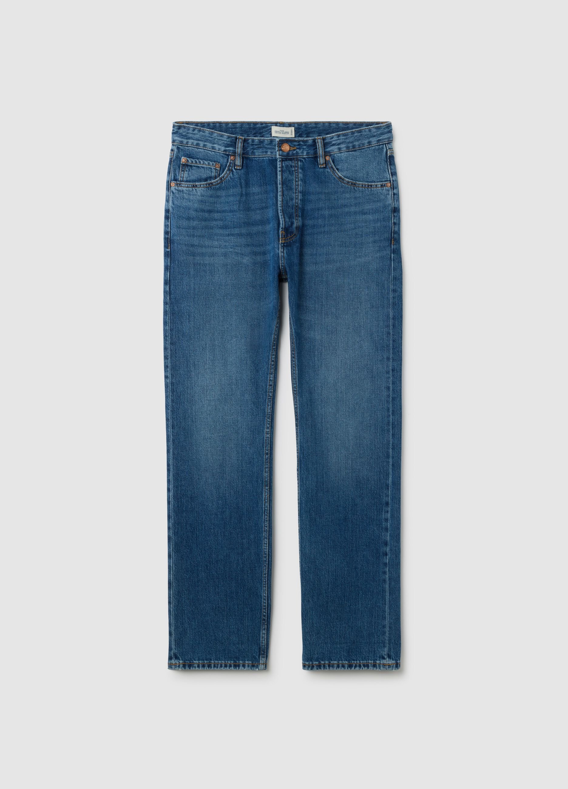 Straight fit blue jeans in pure cotton