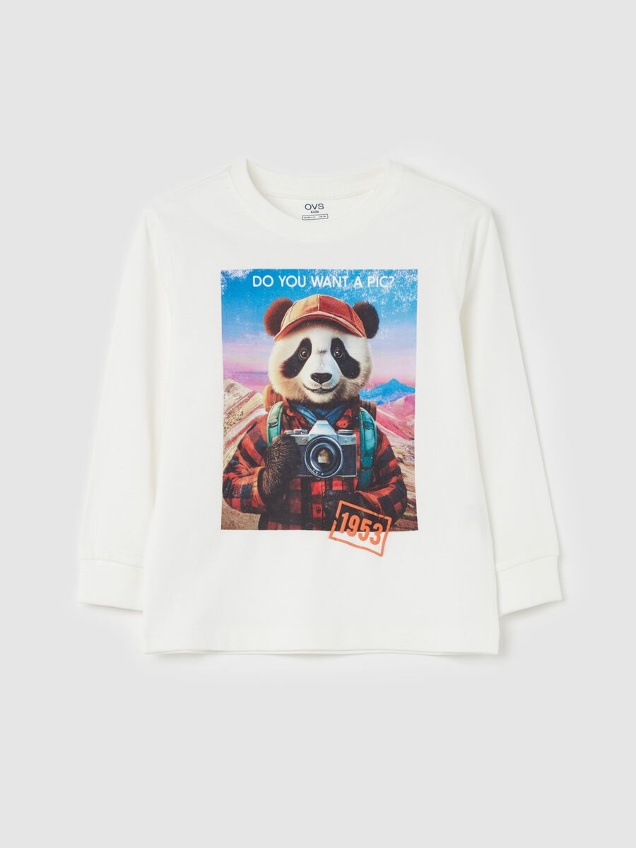 Long-sleeved T-shirt with "Do you want a pic?" print_0