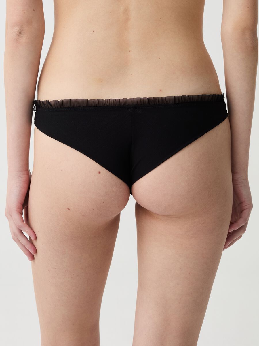 Brazilian-cut briefs with hearts embroidery_2