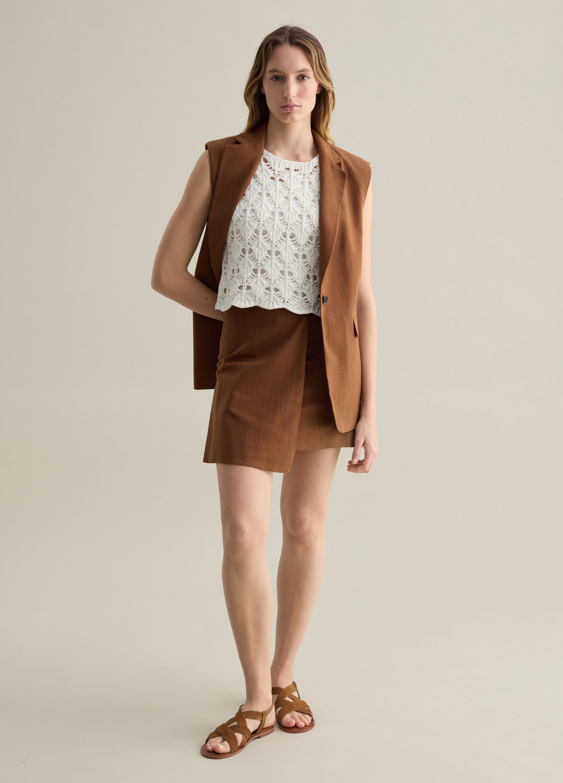 Short skirt in cotton and viscose