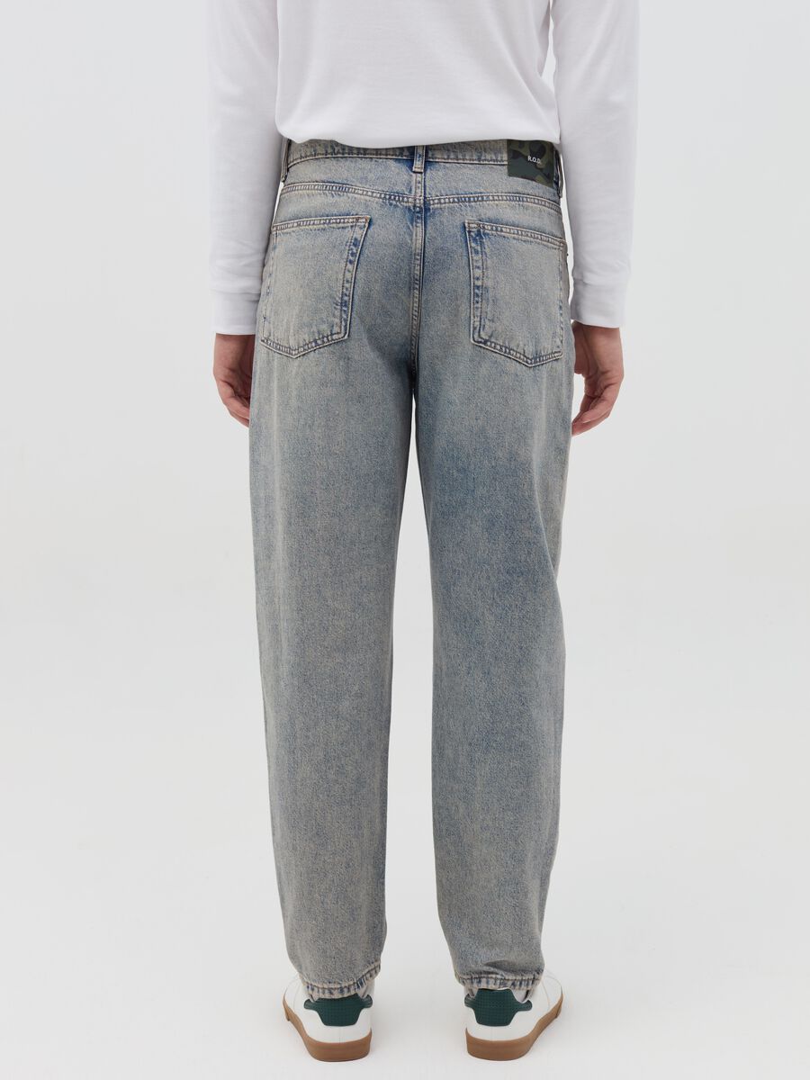 Balloon-fit acid-wash jeans_2