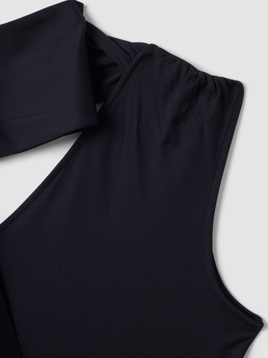 Black stretch-fabric top with asymmetric neckline and draped band_2