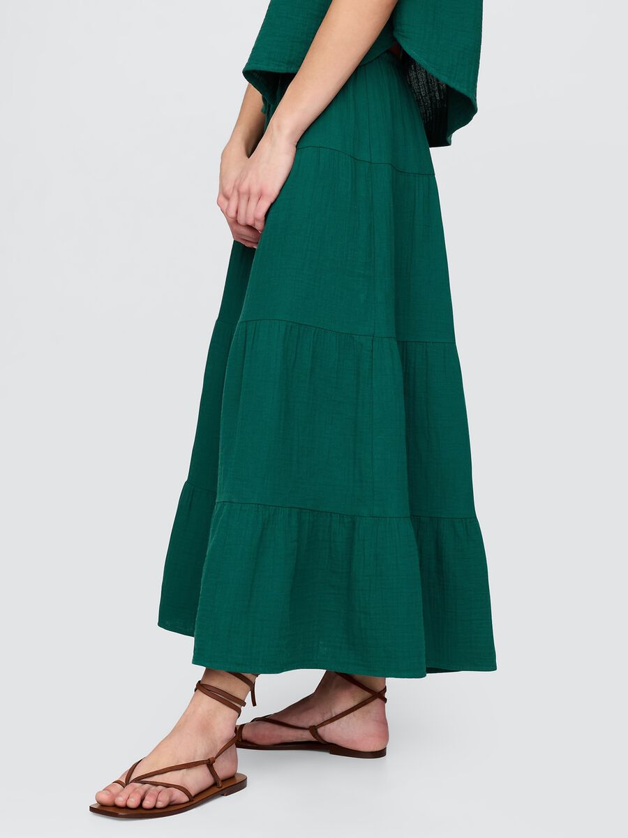 Long green skirt with ruffles_1