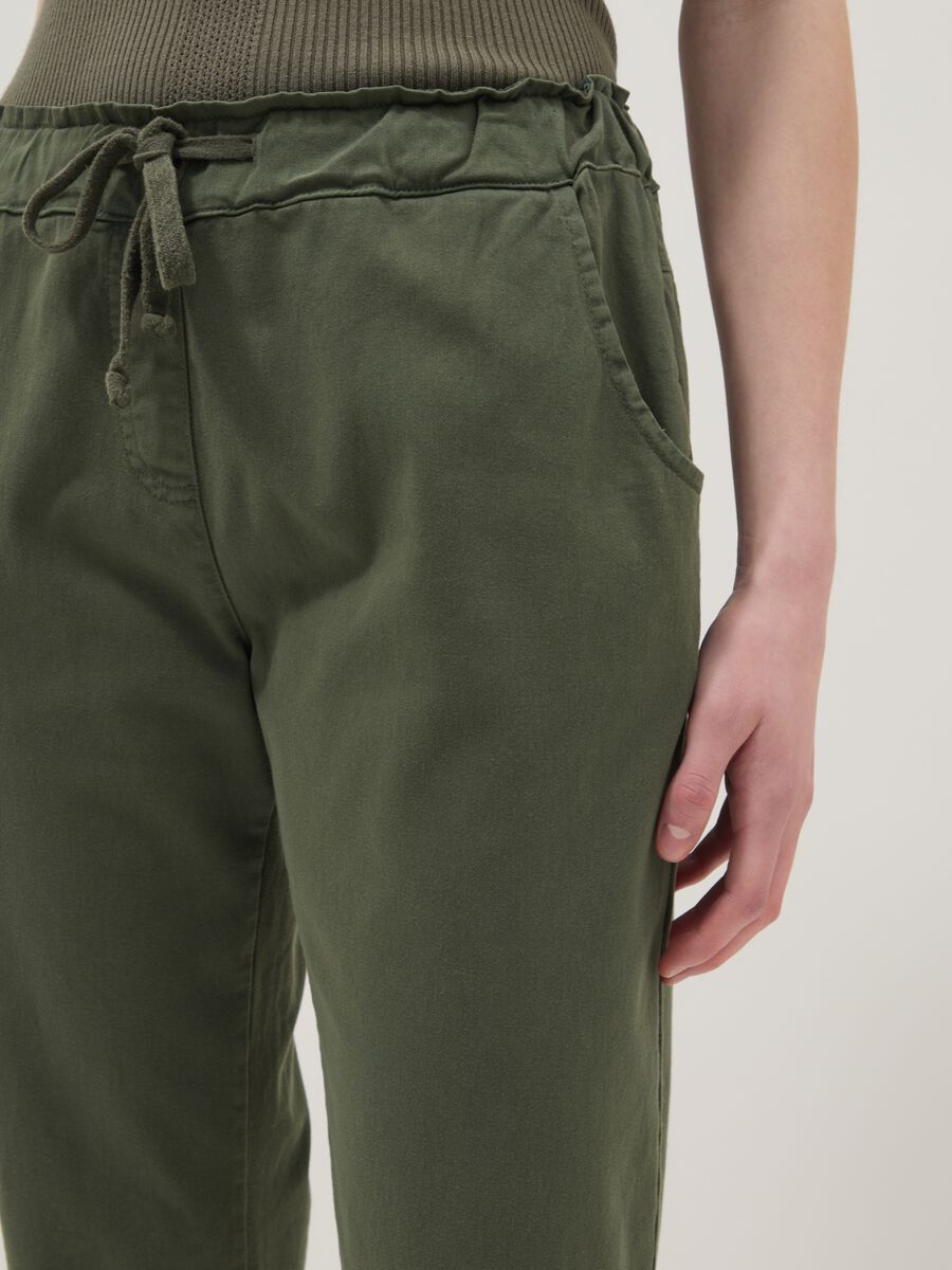 Women's Green Stretch Cotton Regular Fit Trousers_3