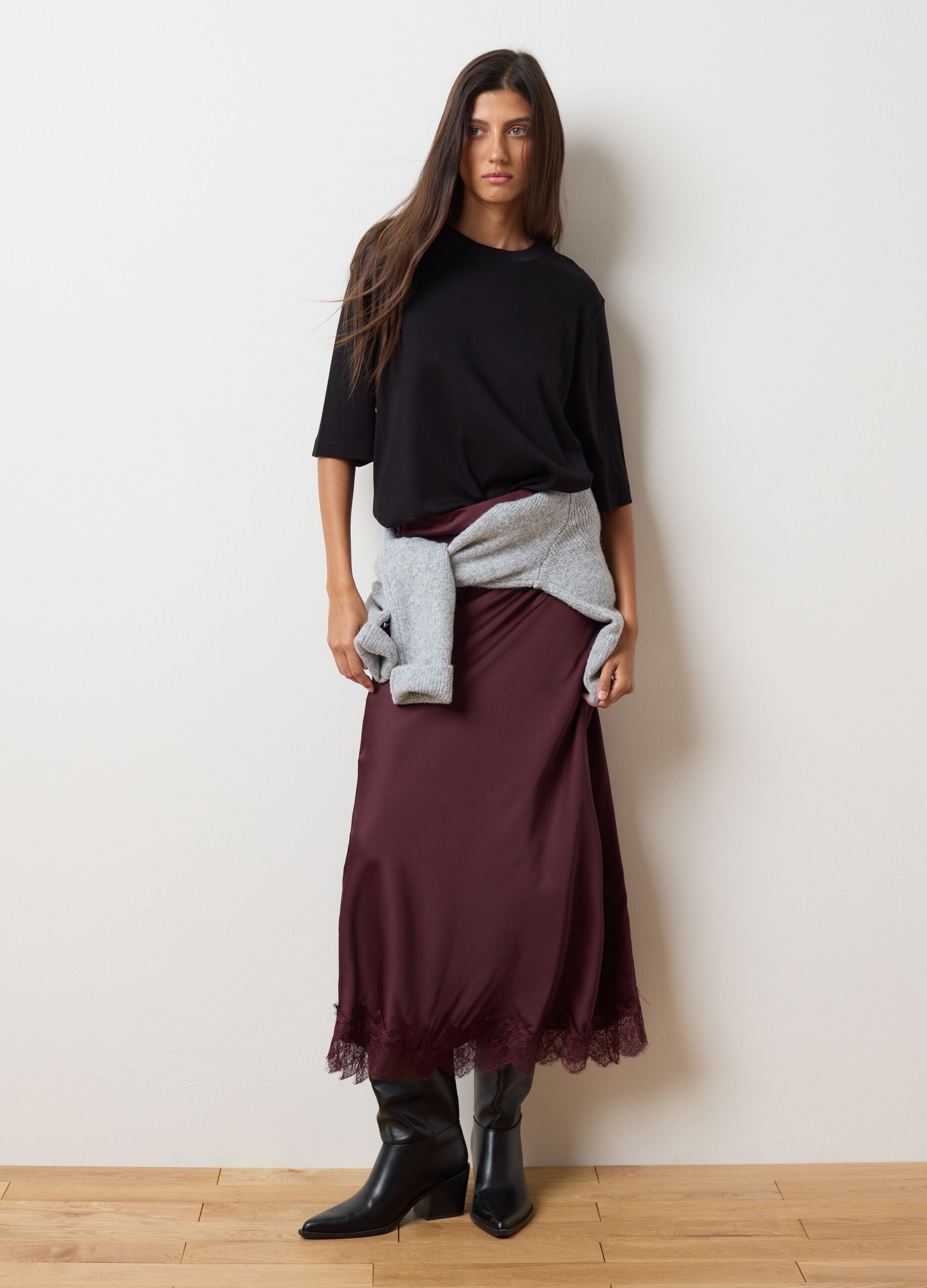 Brown regular fit satin blend skirt