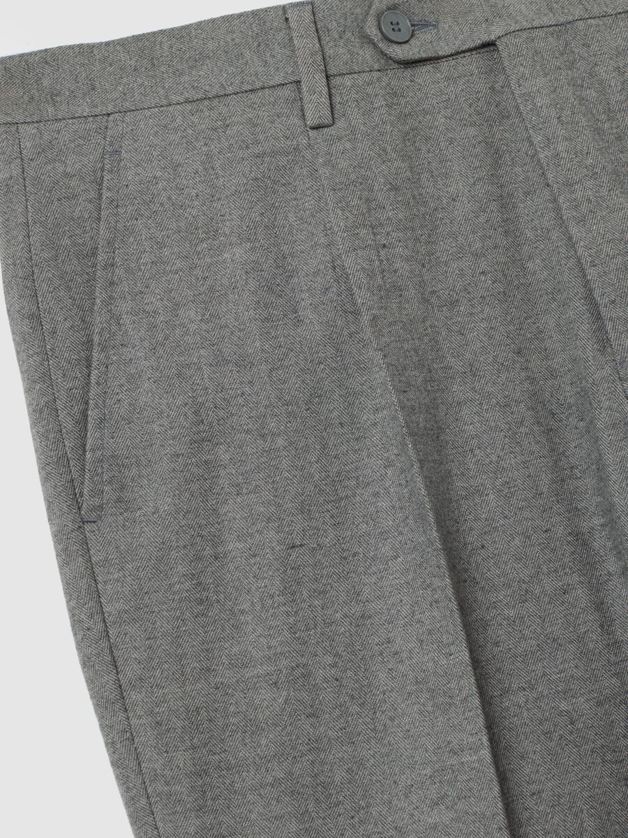 Grey Slim Fit Cotton Blend Trousers_5