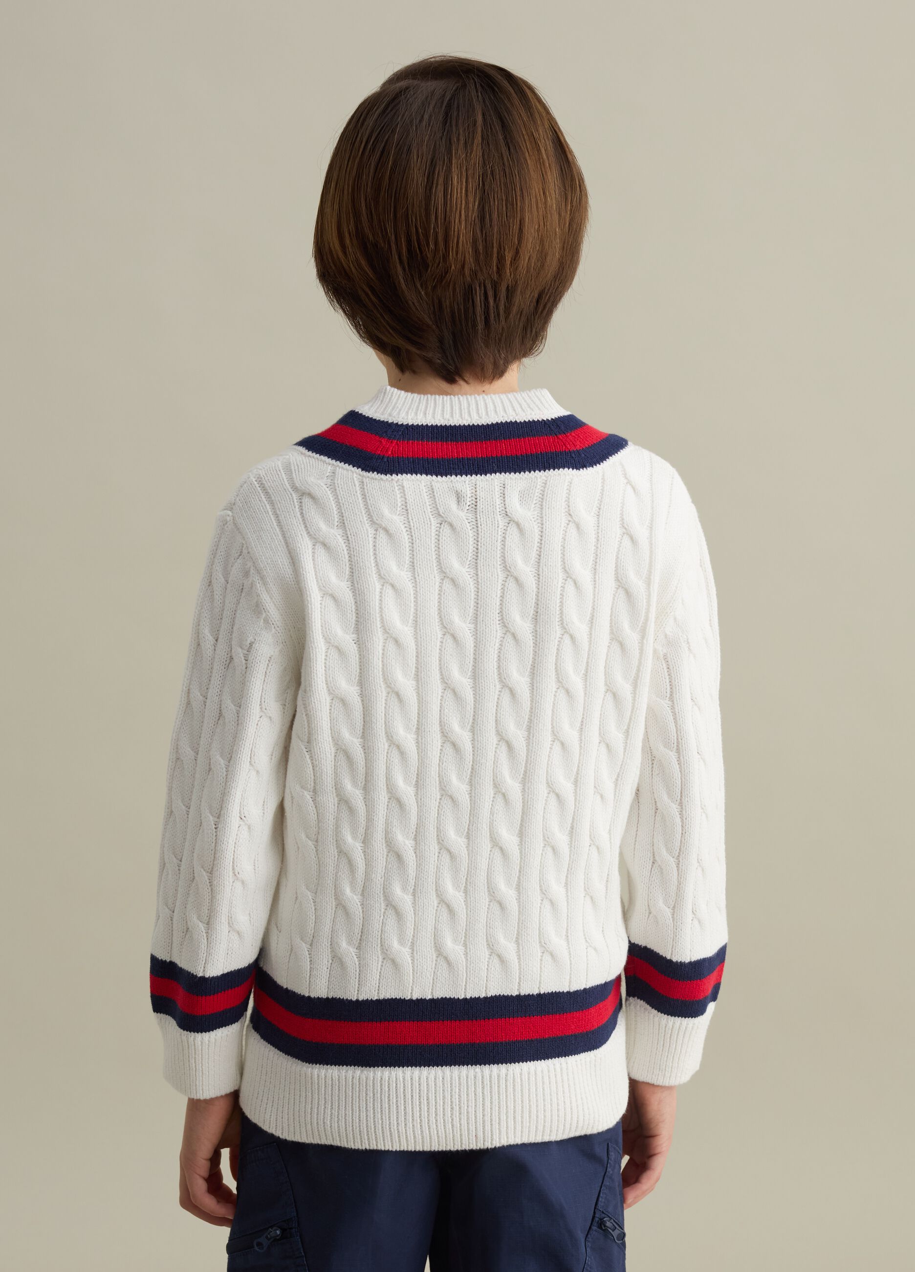 Cable-knit pullover with V neck
