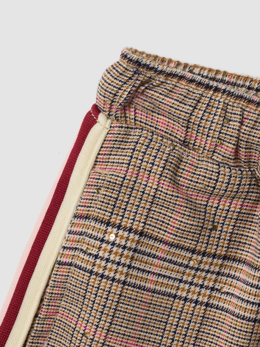 Pantaloni culotte multicolor in viscosa elasticizzata a quadri per bambina_2