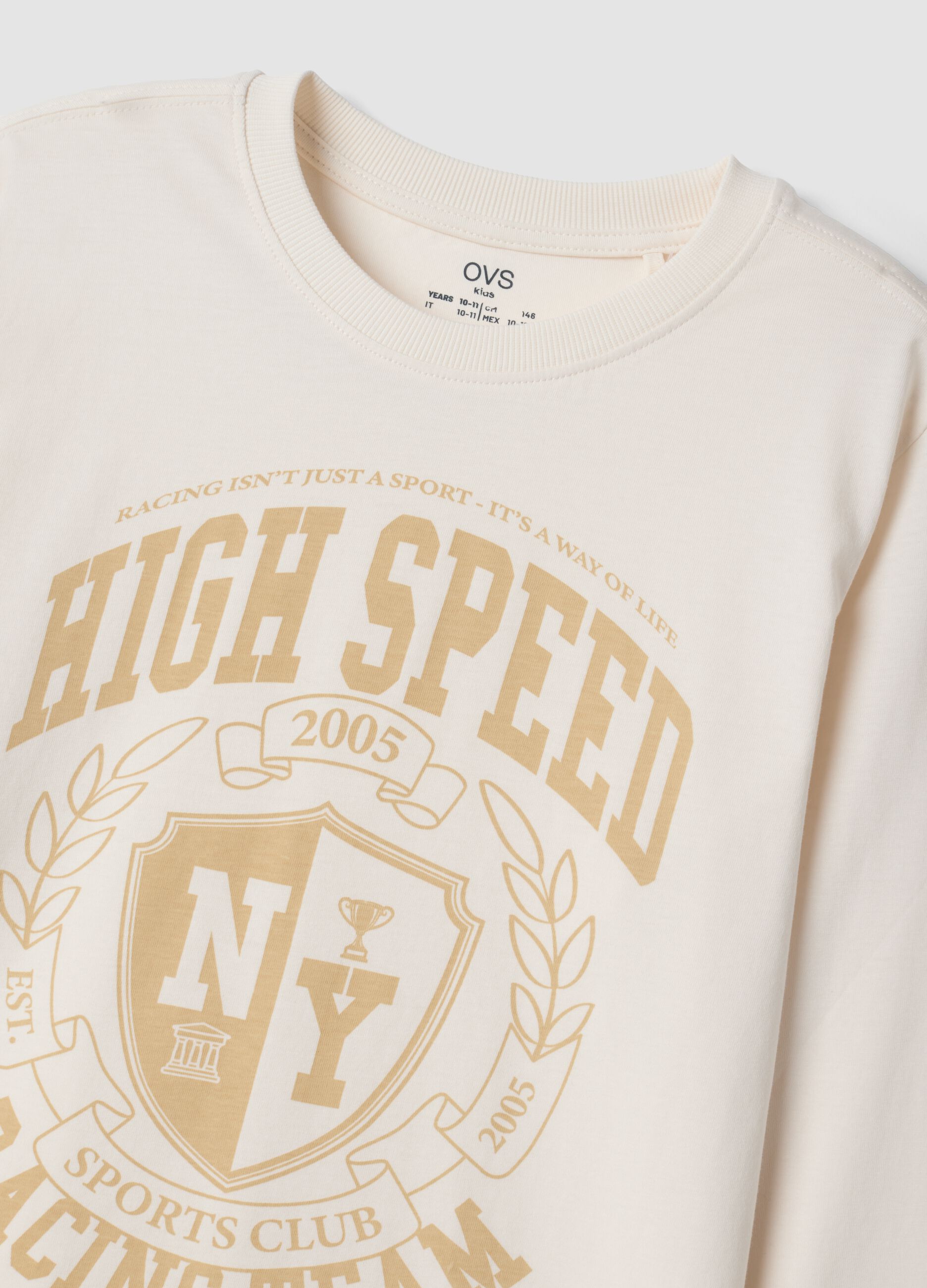White organic cotton T-shirt with varsity-style print
